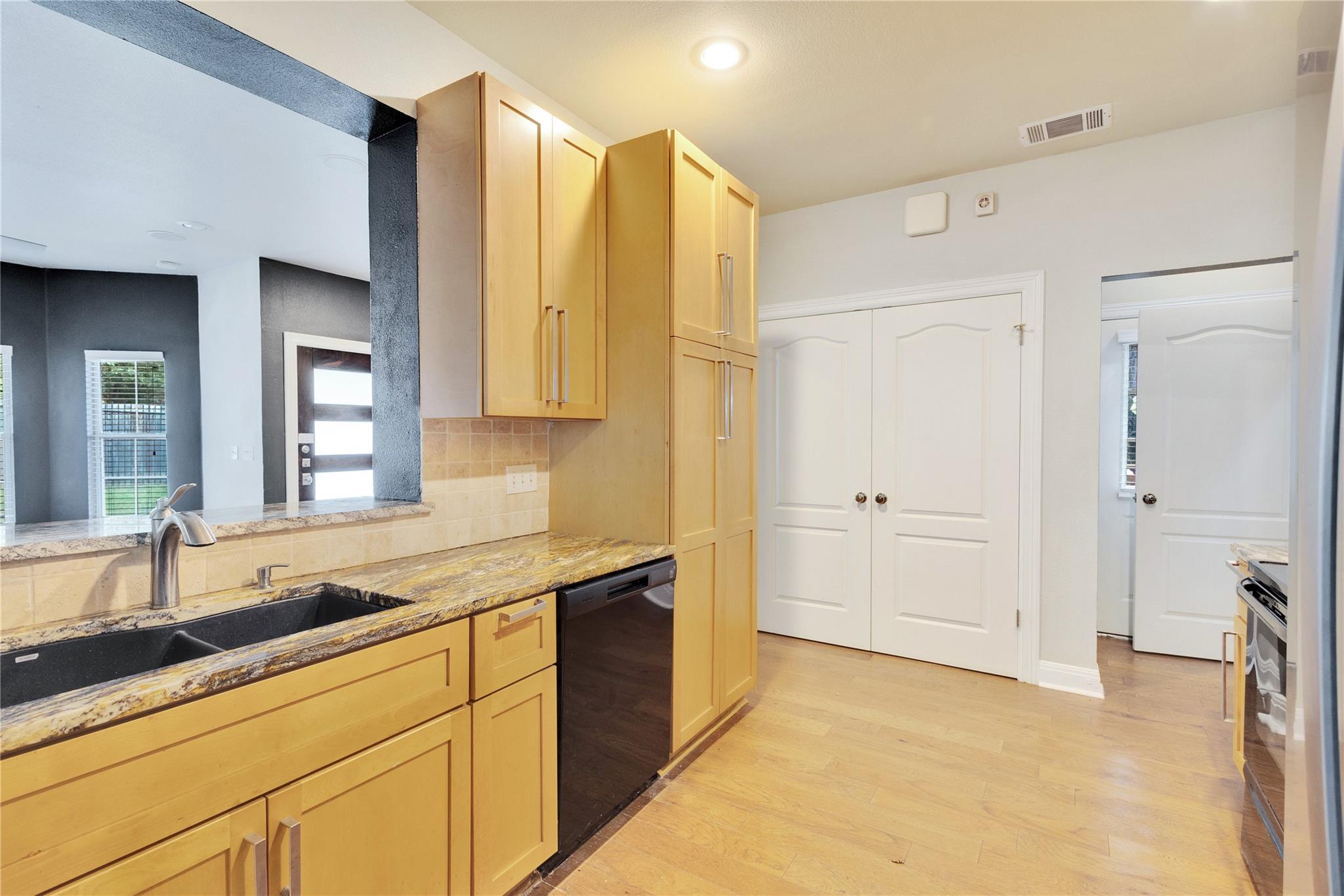 2358 Wilson St, Austin, TX 78704