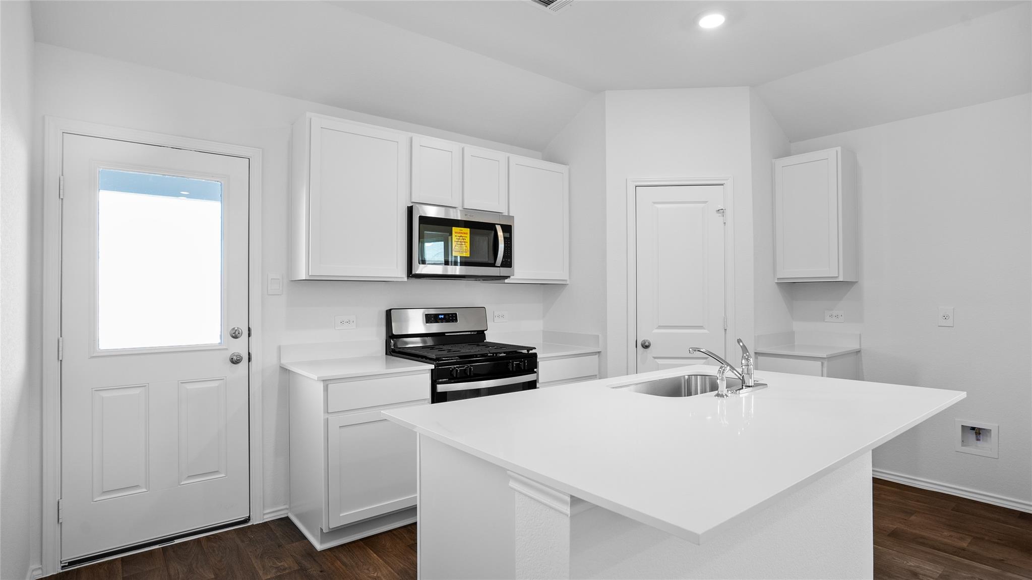 105 Celosia Loop, Uhland, TX 78640