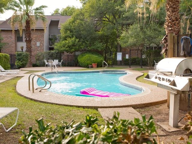 3839 Dry Creek Dr # 220, Austin, TX 78731