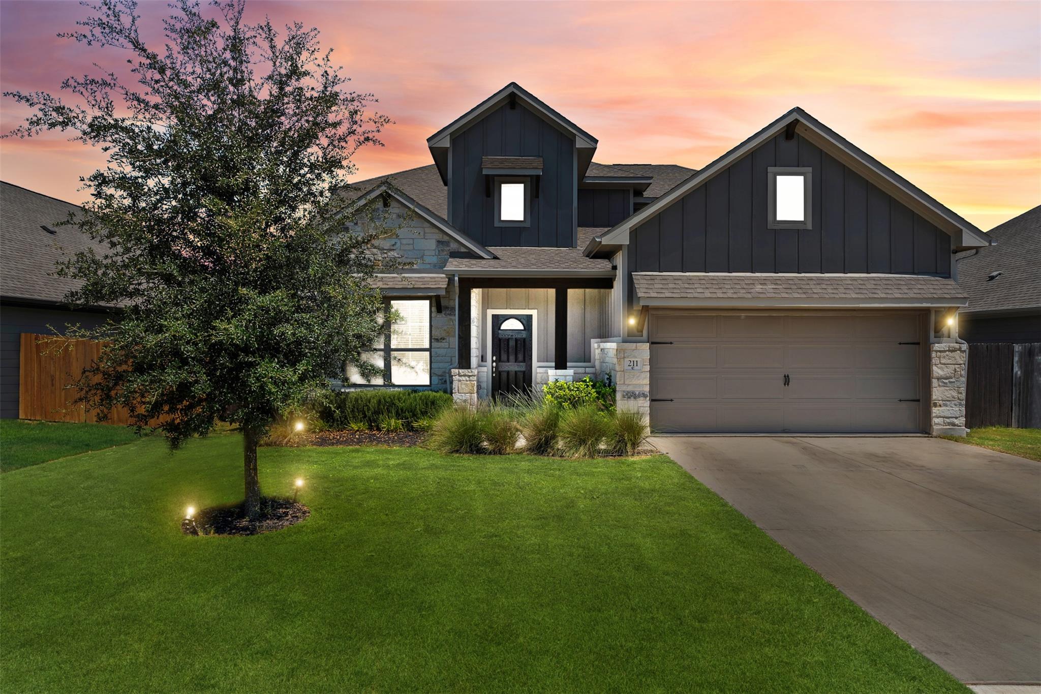 211 Brookside St, Hutto, TX 78634