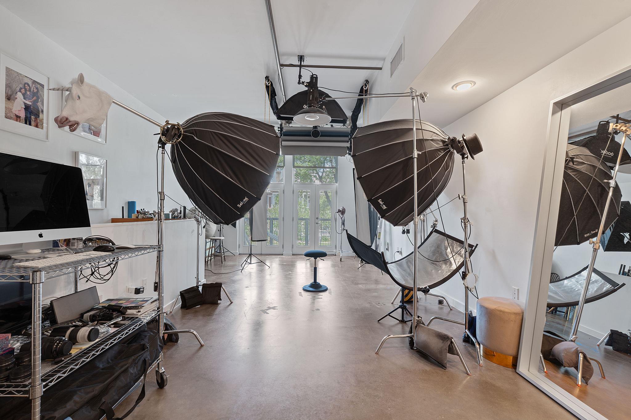 1601 E Cesar Chavez St # 104, Austin, TX 78702