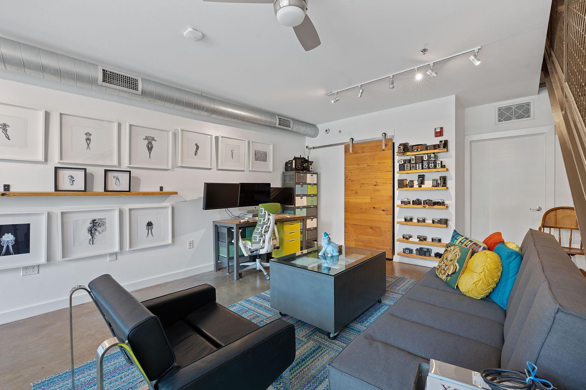 1601 E Cesar Chavez St # 104, Austin, TX 78702