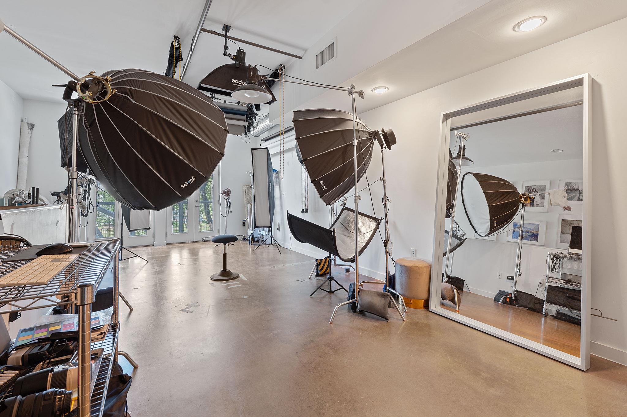 1601 E Cesar Chavez St # 104, Austin, TX 78702