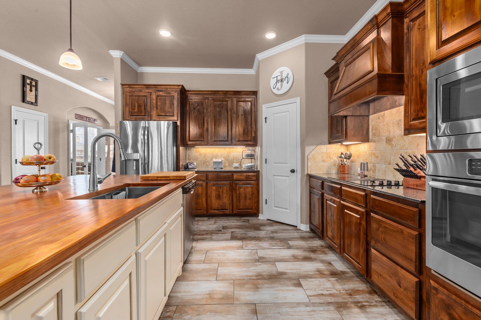 11066 La Paloma Loop E, Salado, TX 76571