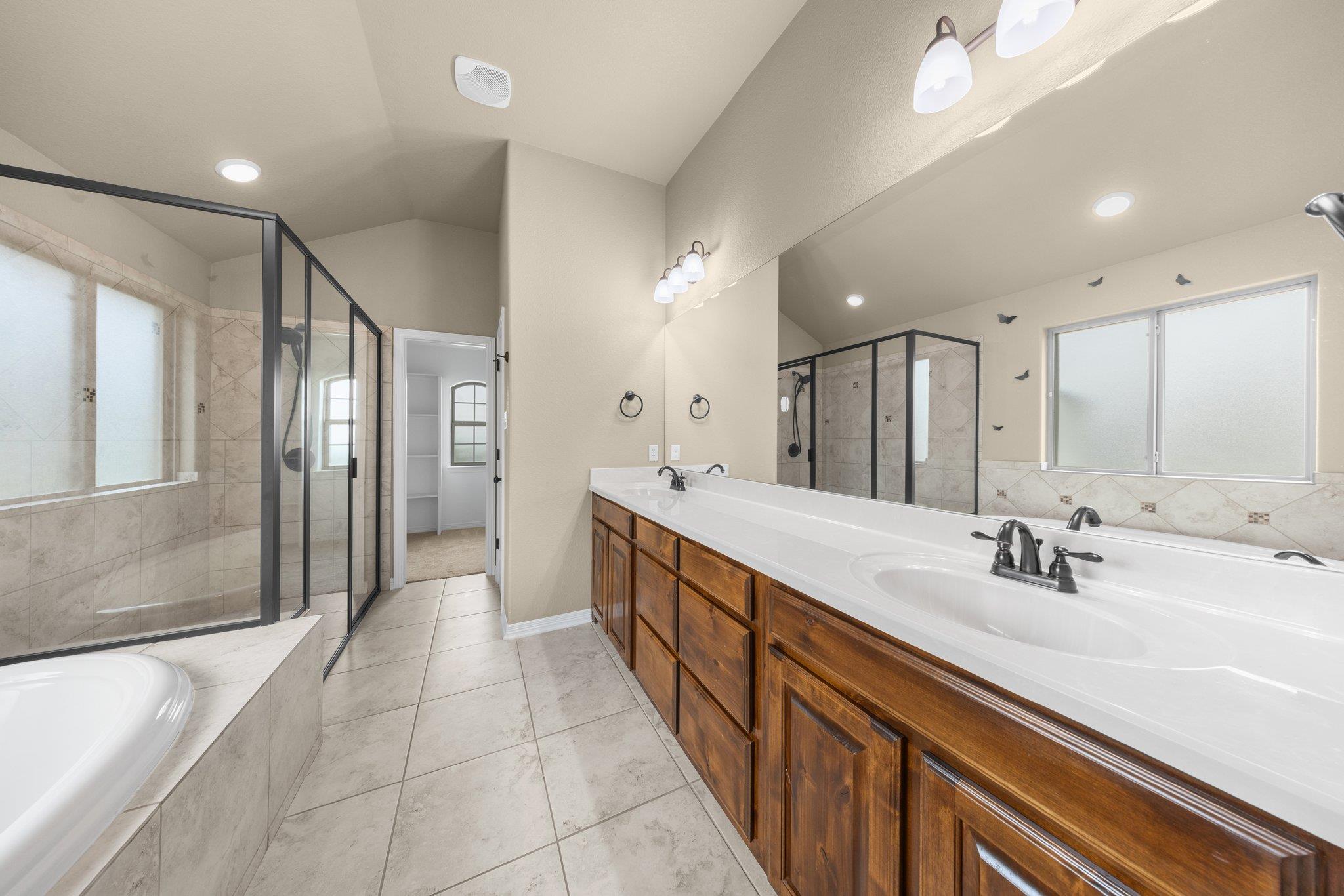 11066 La Paloma Loop E, Salado, TX 76571