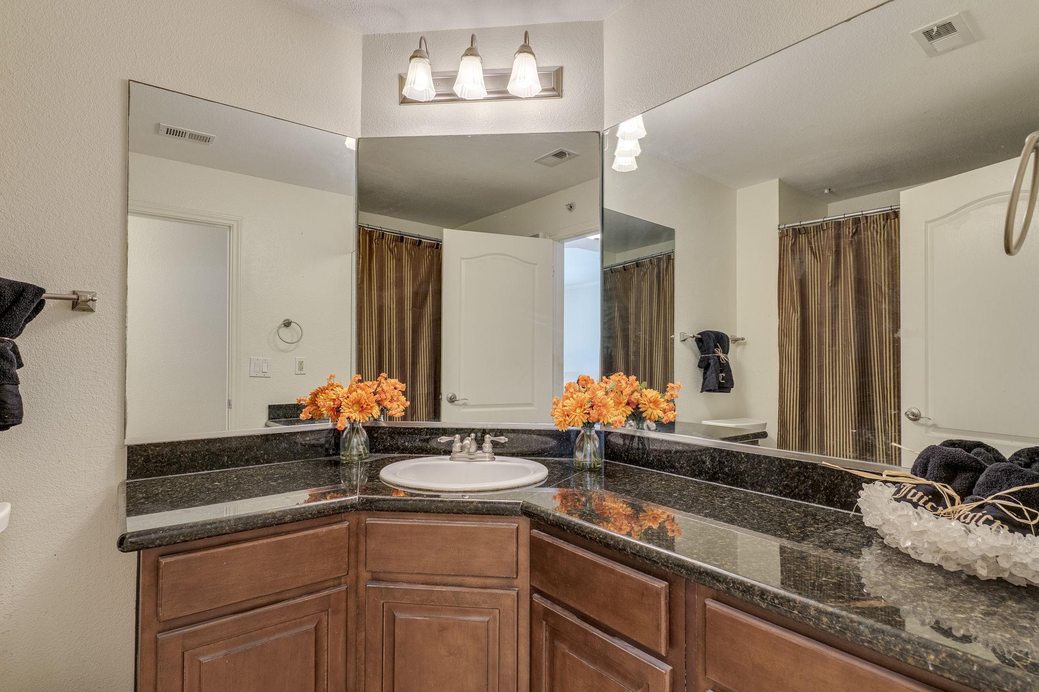 6000 Shepherd Mountain Cv # 807, Austin, TX 78730