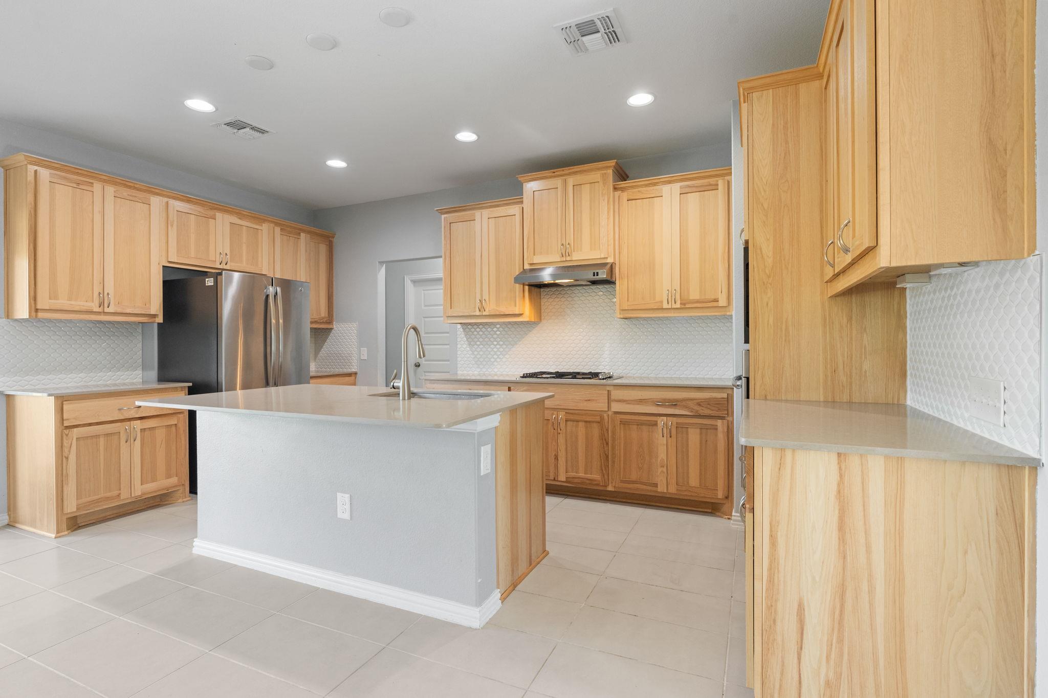 8712 Slater Dr, Austin, TX 78747