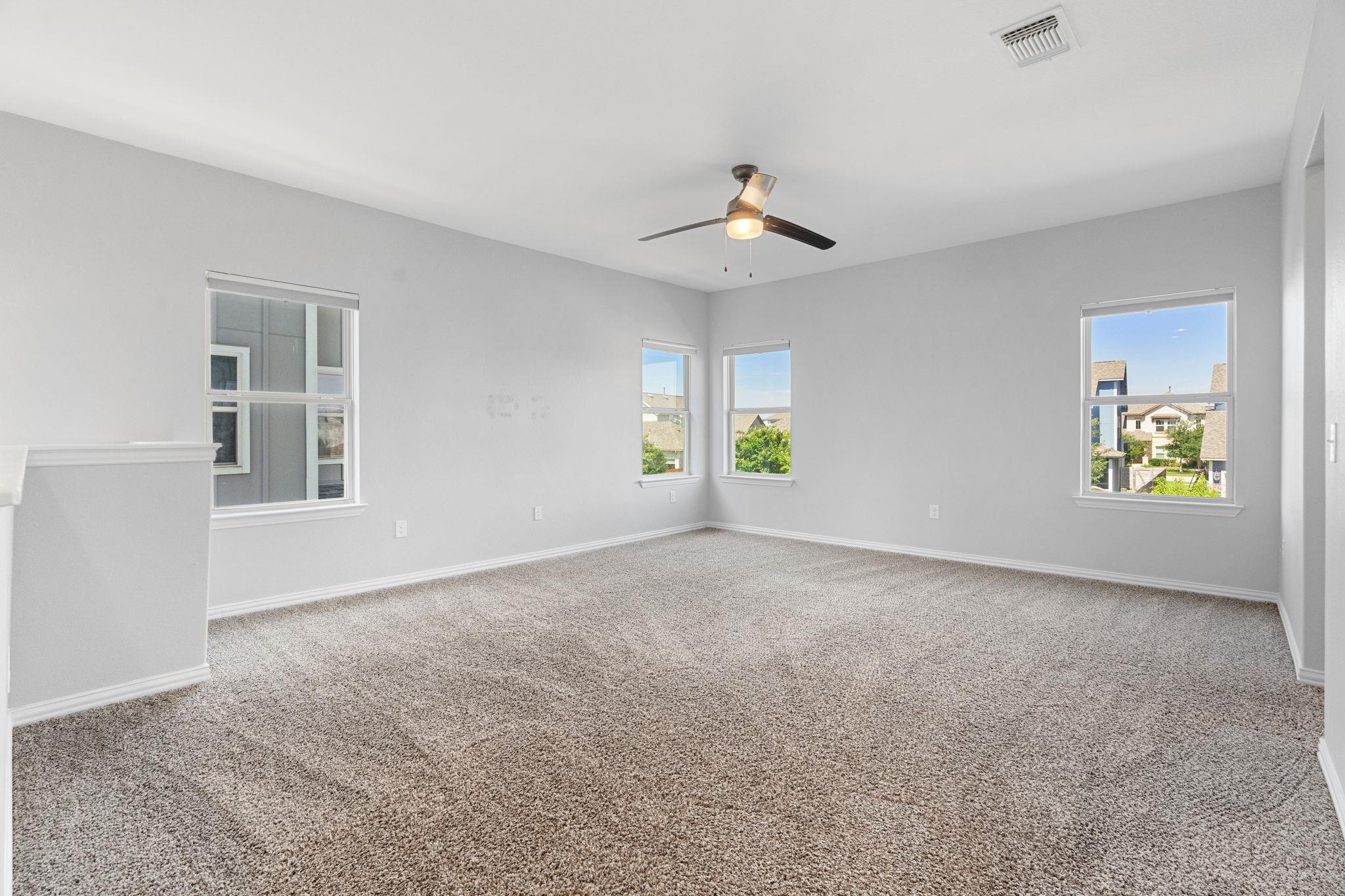 8712 Slater Dr, Austin, TX 78747