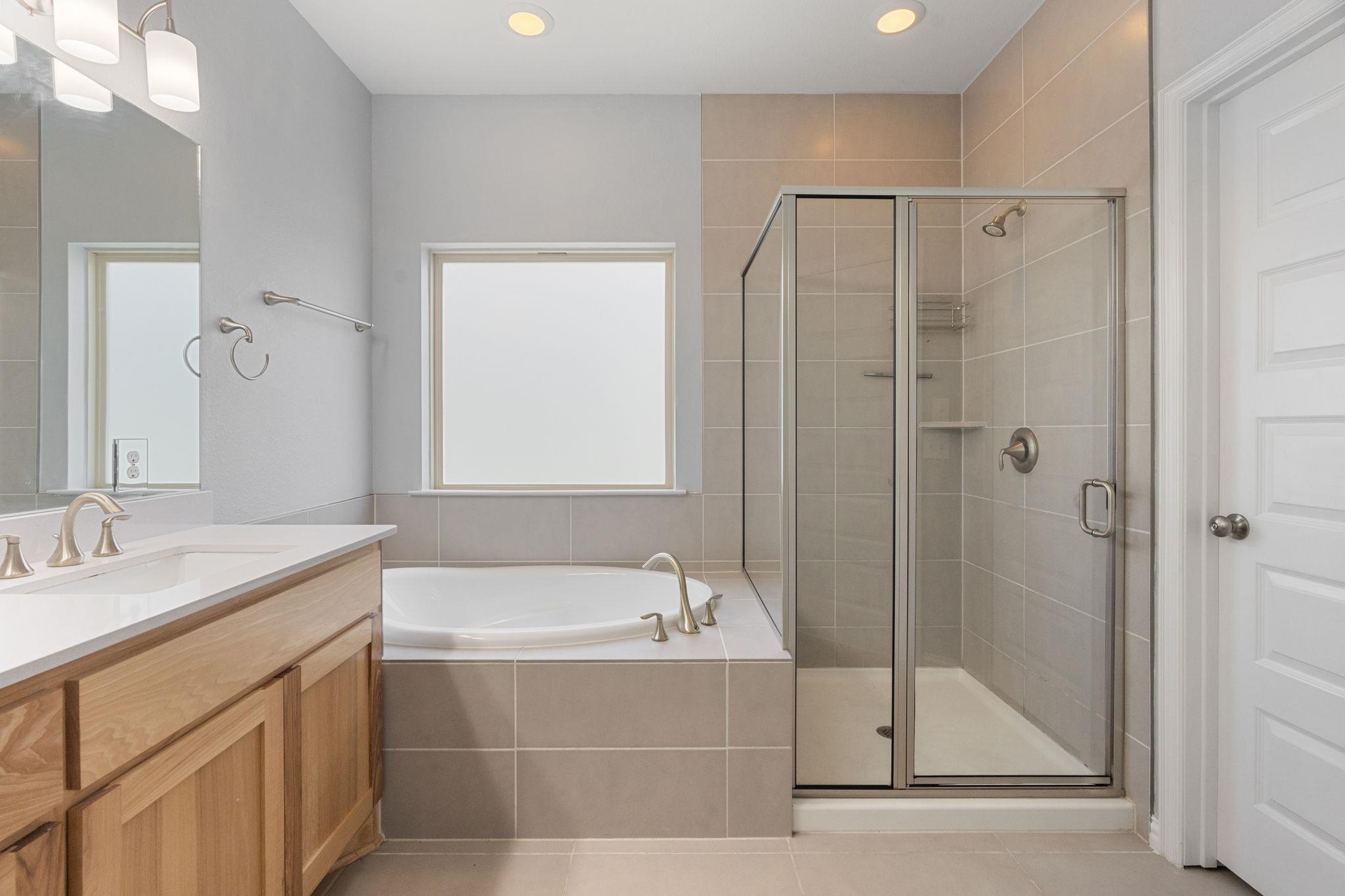 8712 Slater Dr, Austin, TX 78747