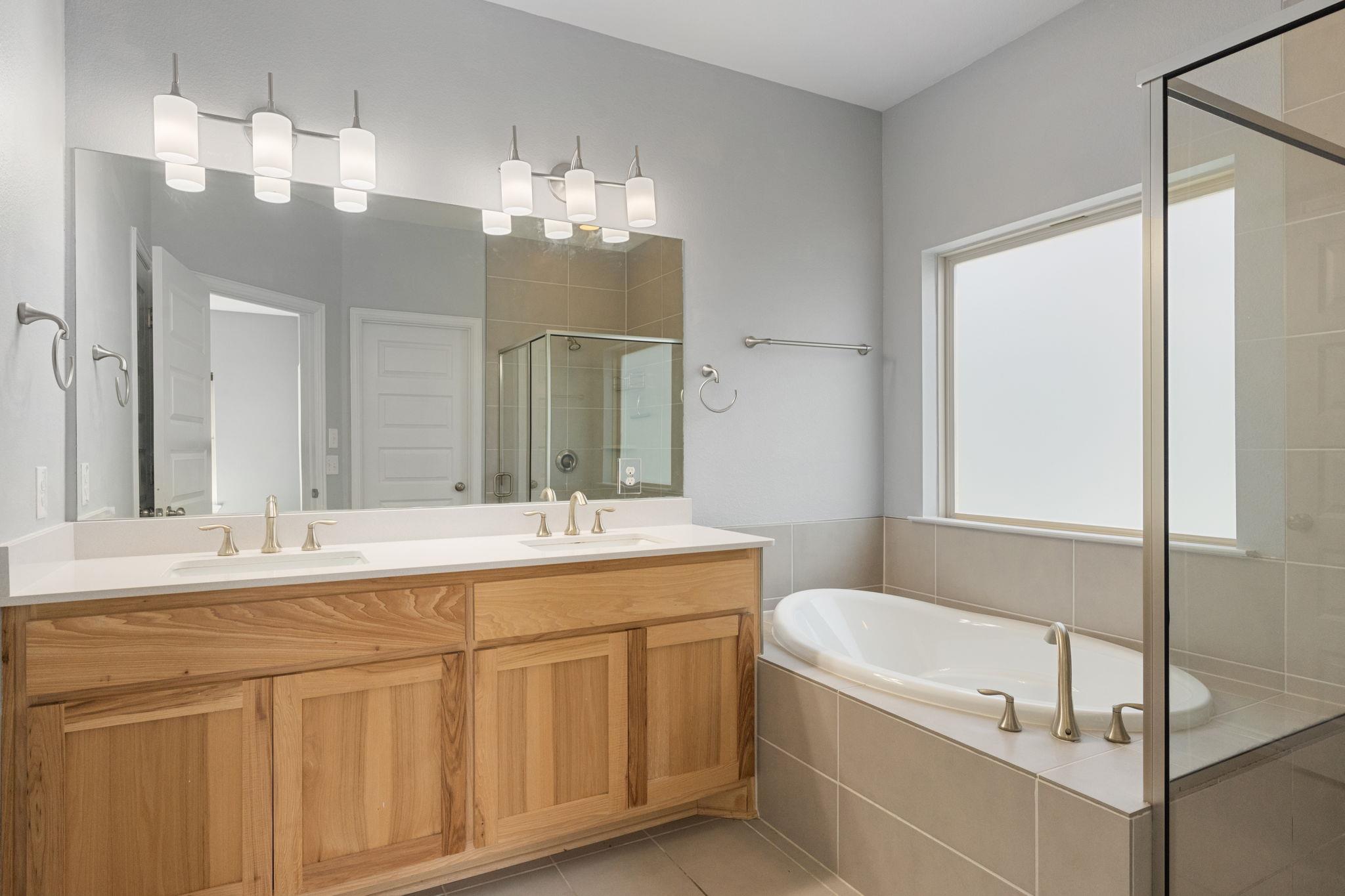 8712 Slater Dr, Austin, TX 78747