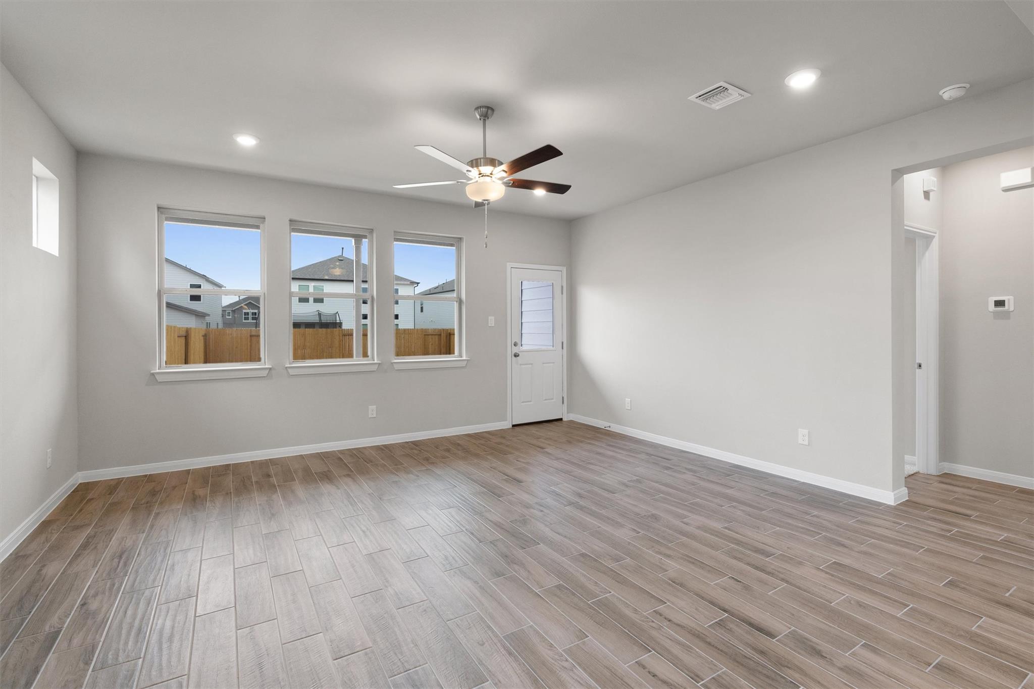 301 Stellar Wind Dr, Georgetown, TX 78628