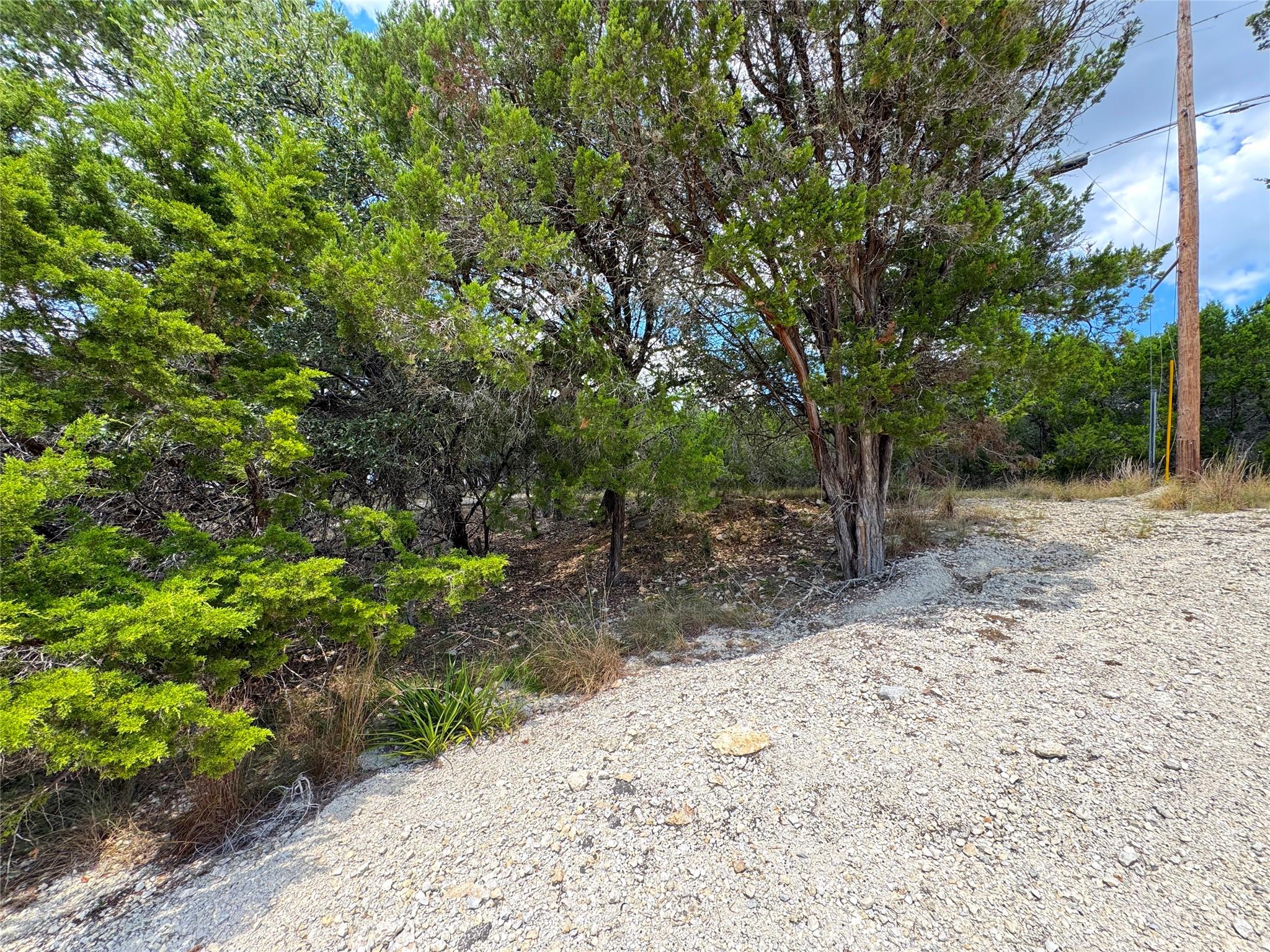 861, 881 Riviera Dr, Canyon Lake, TX 78133