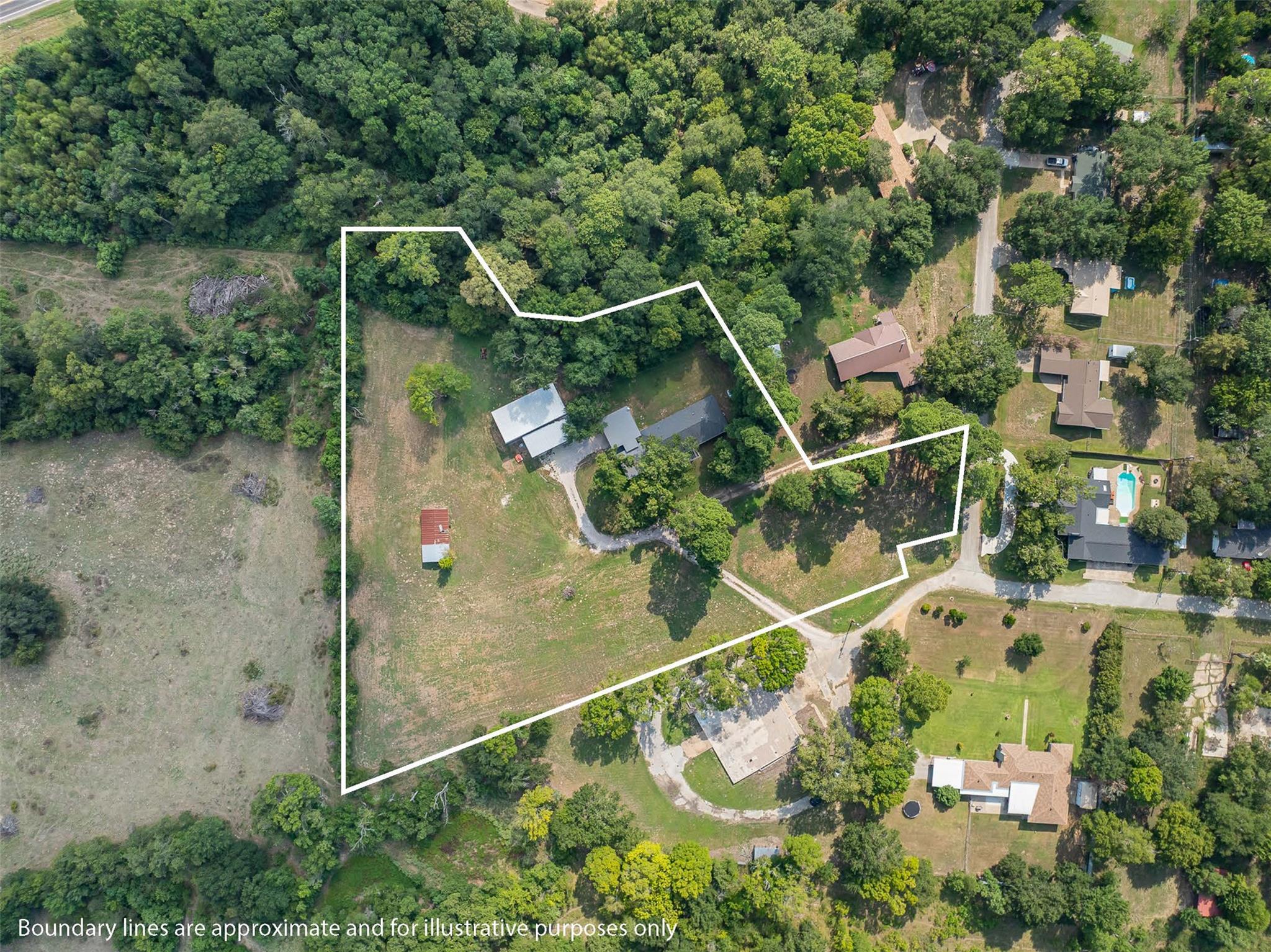 455 Post Oak Court Ct, Caldwell, TX 77836