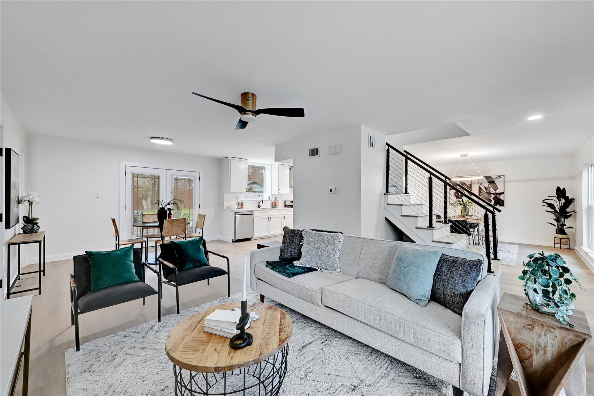 5000 Pack Saddle Pass, Austin, TX 78745