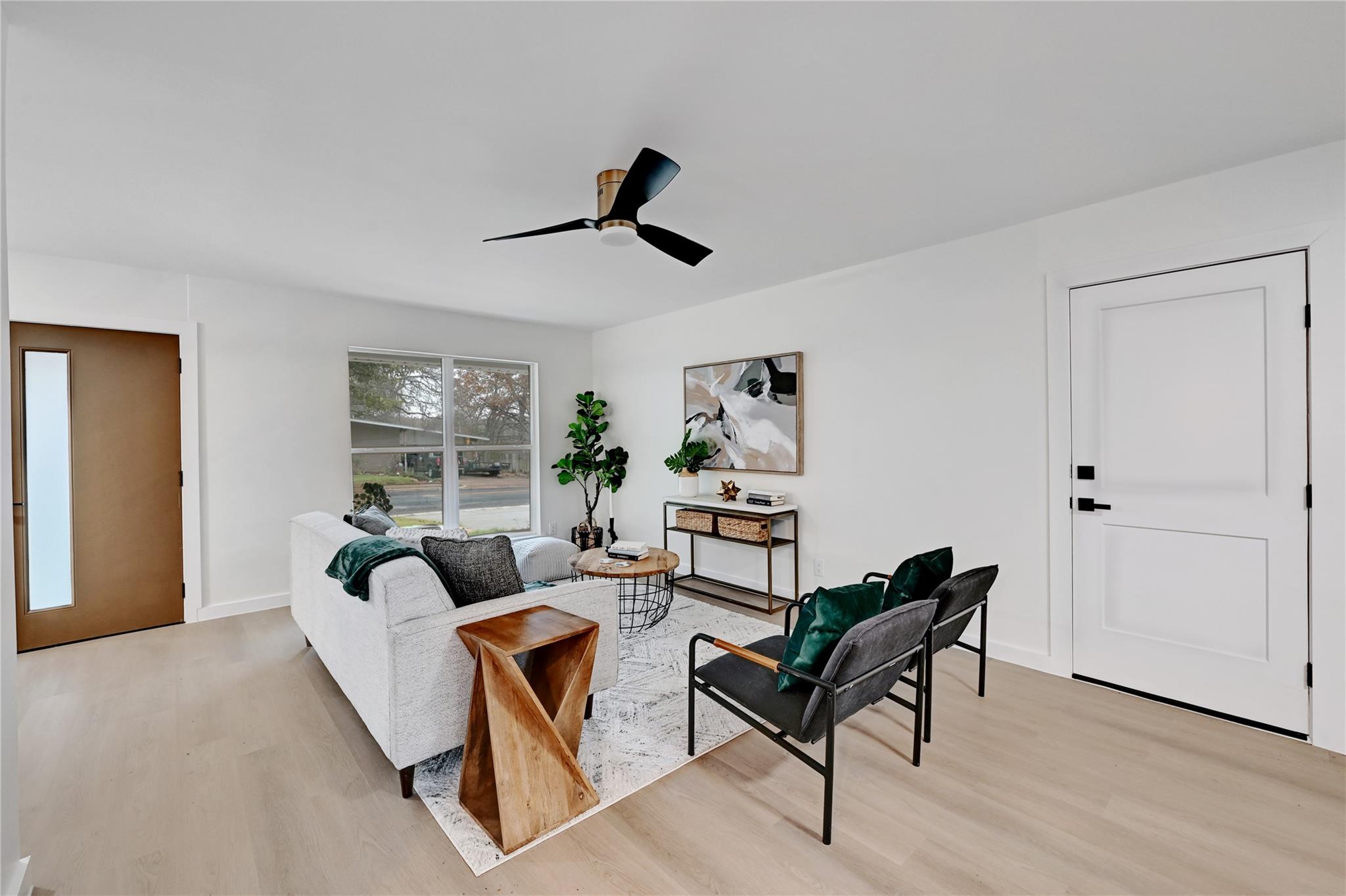 5000 Pack Saddle Pass, Austin, TX 78745