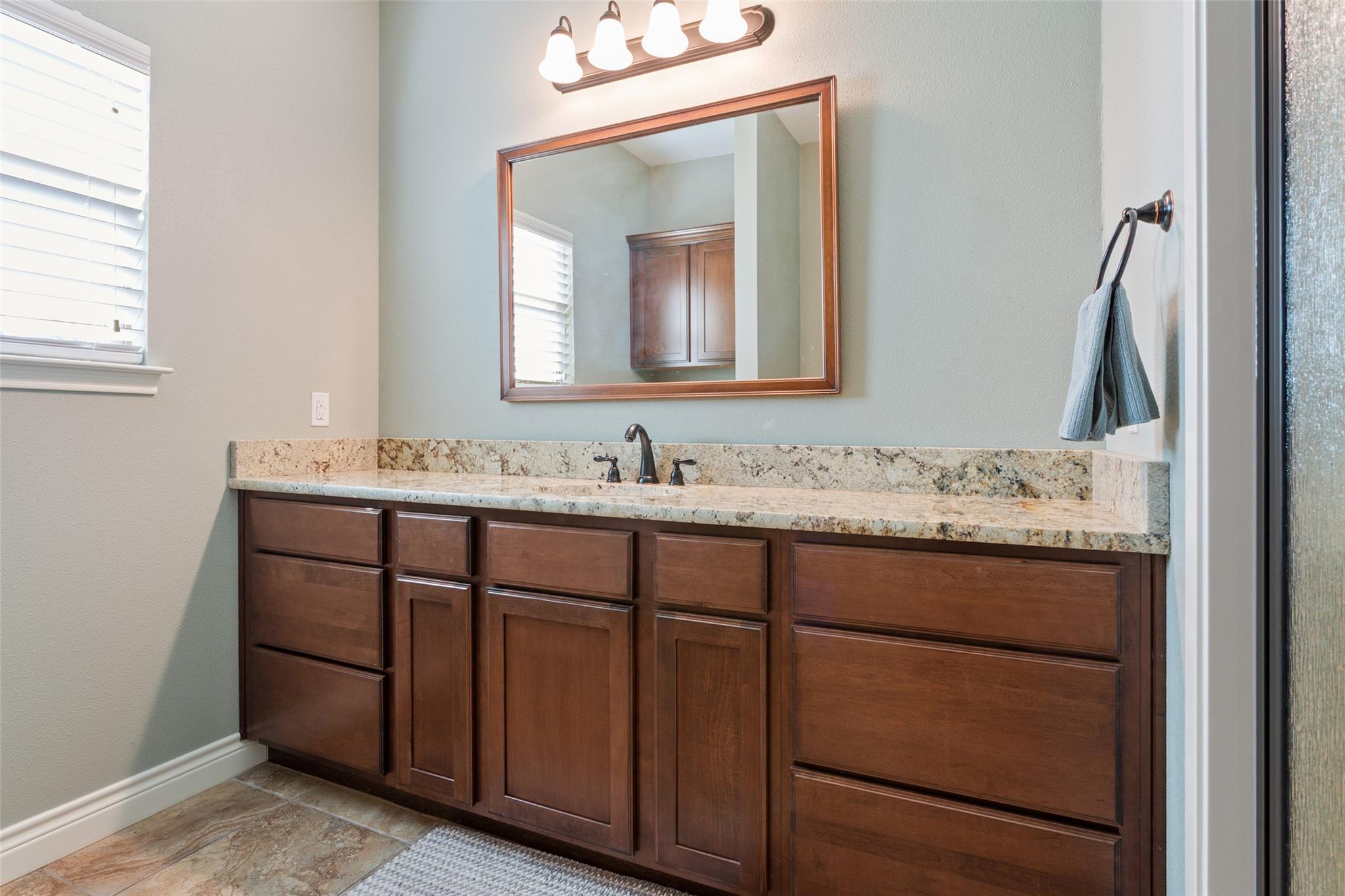 2726 Winners Cir, Salado, TX 76571