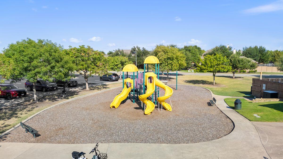 13720 Heartland Dr, Manor, TX 78653