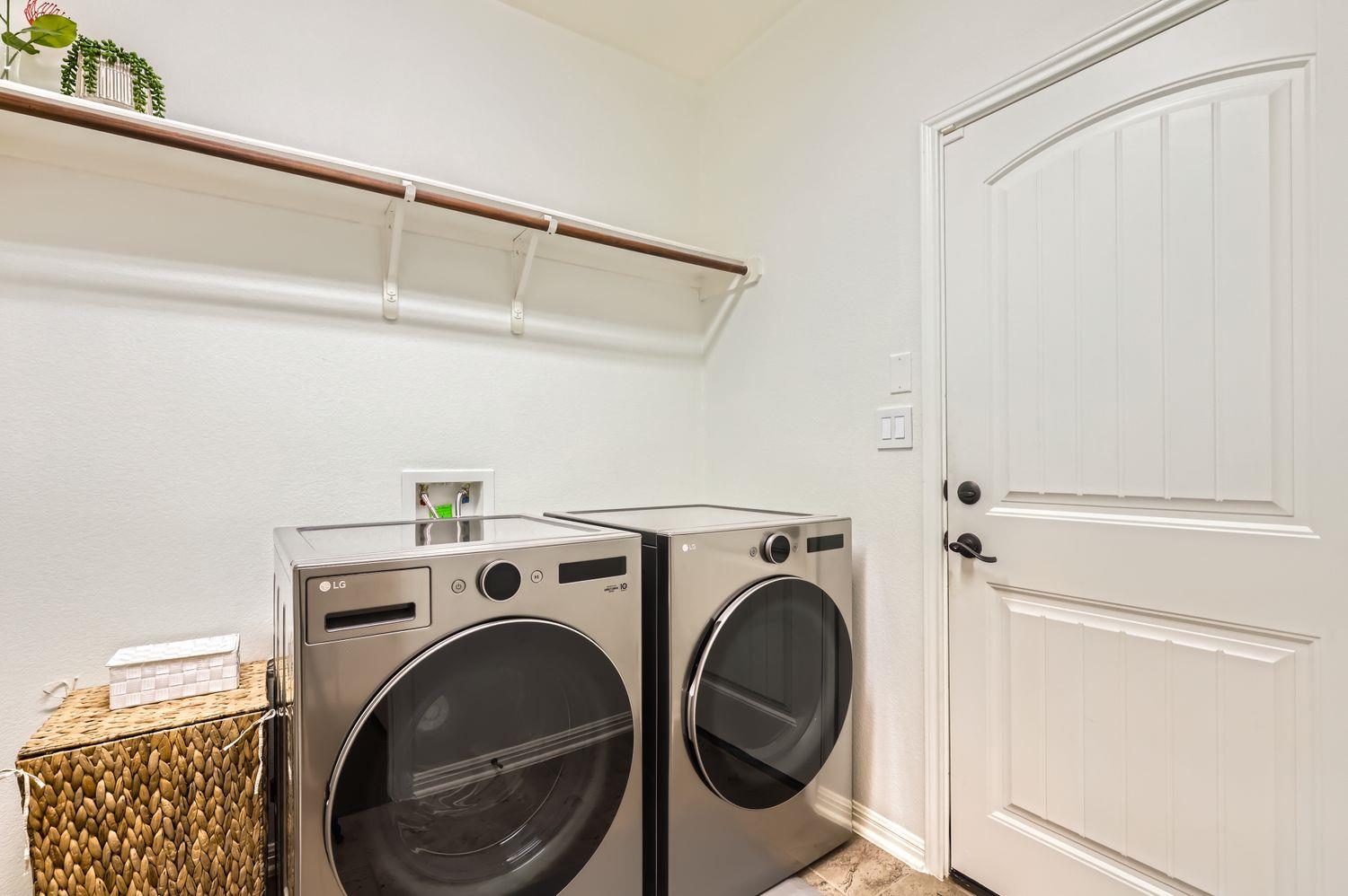 4349 Green Tree Dr, Round Rock, TX 78665