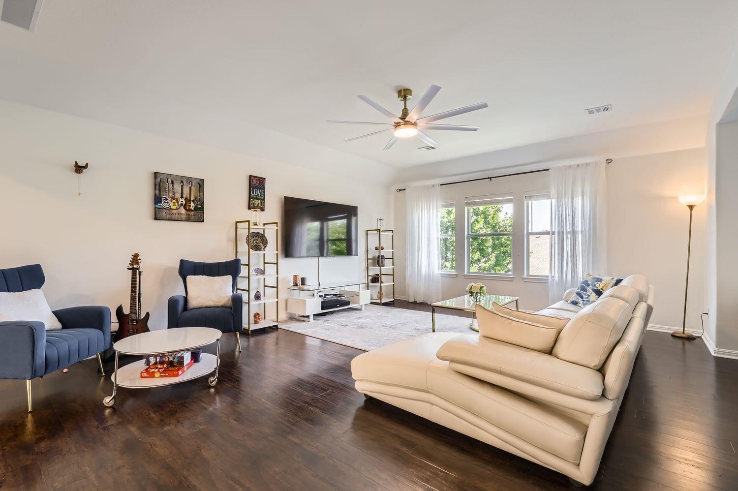 4349 Green Tree Dr, Round Rock, TX 78665