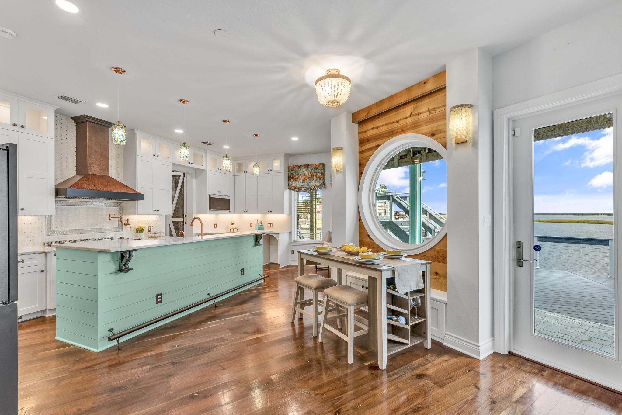 13505 Port Royal Ct, Corpus Christi, TX 78418