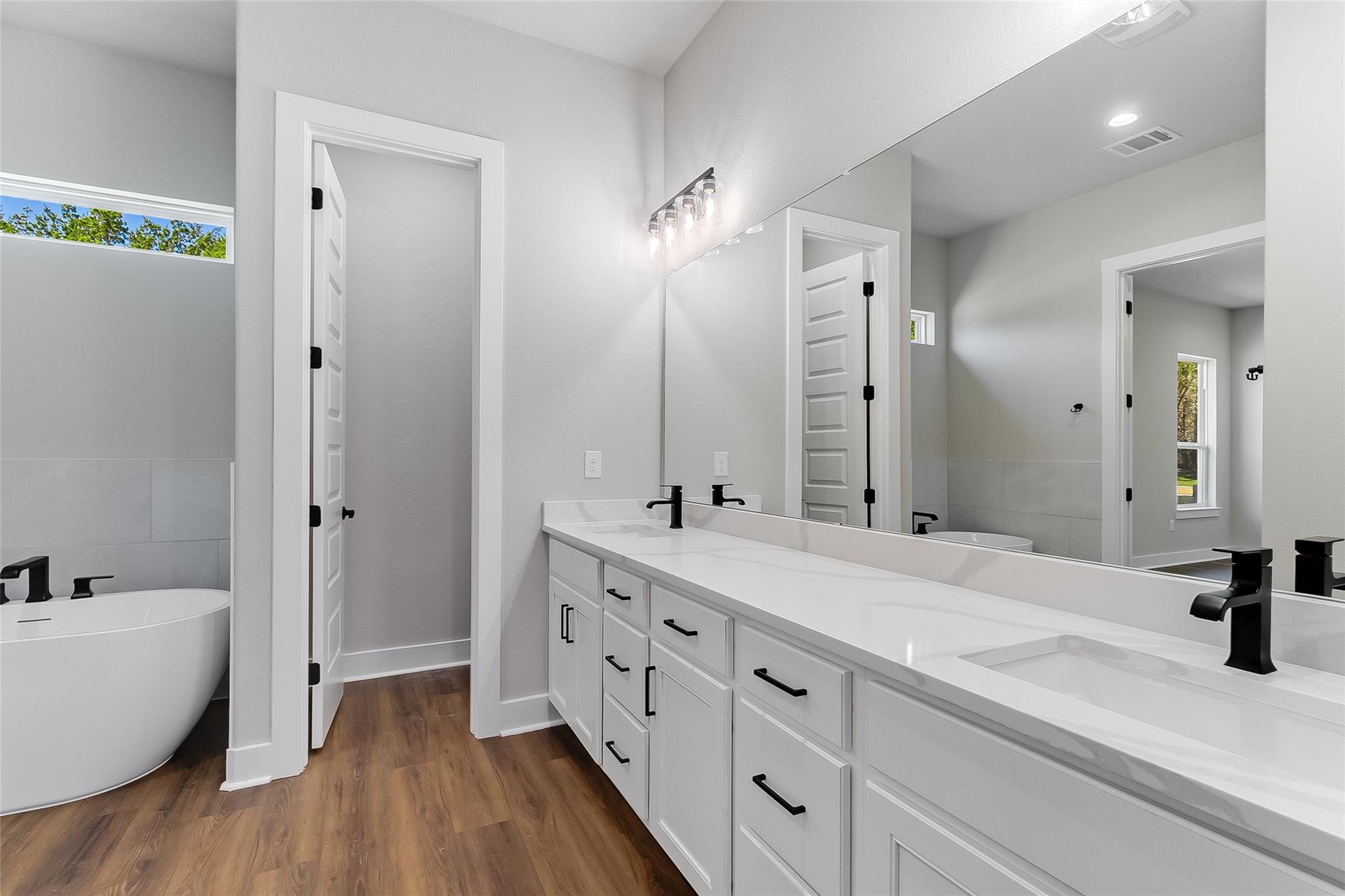 118 Rosebud Ranch Rd, Bertram, TX 78605