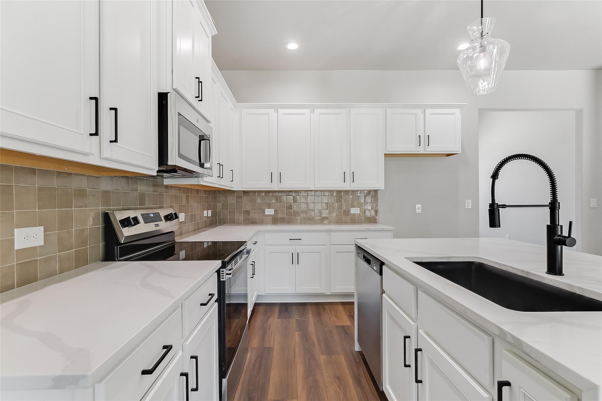 118 Rosebud Ranch Rd, Bertram, TX 78605