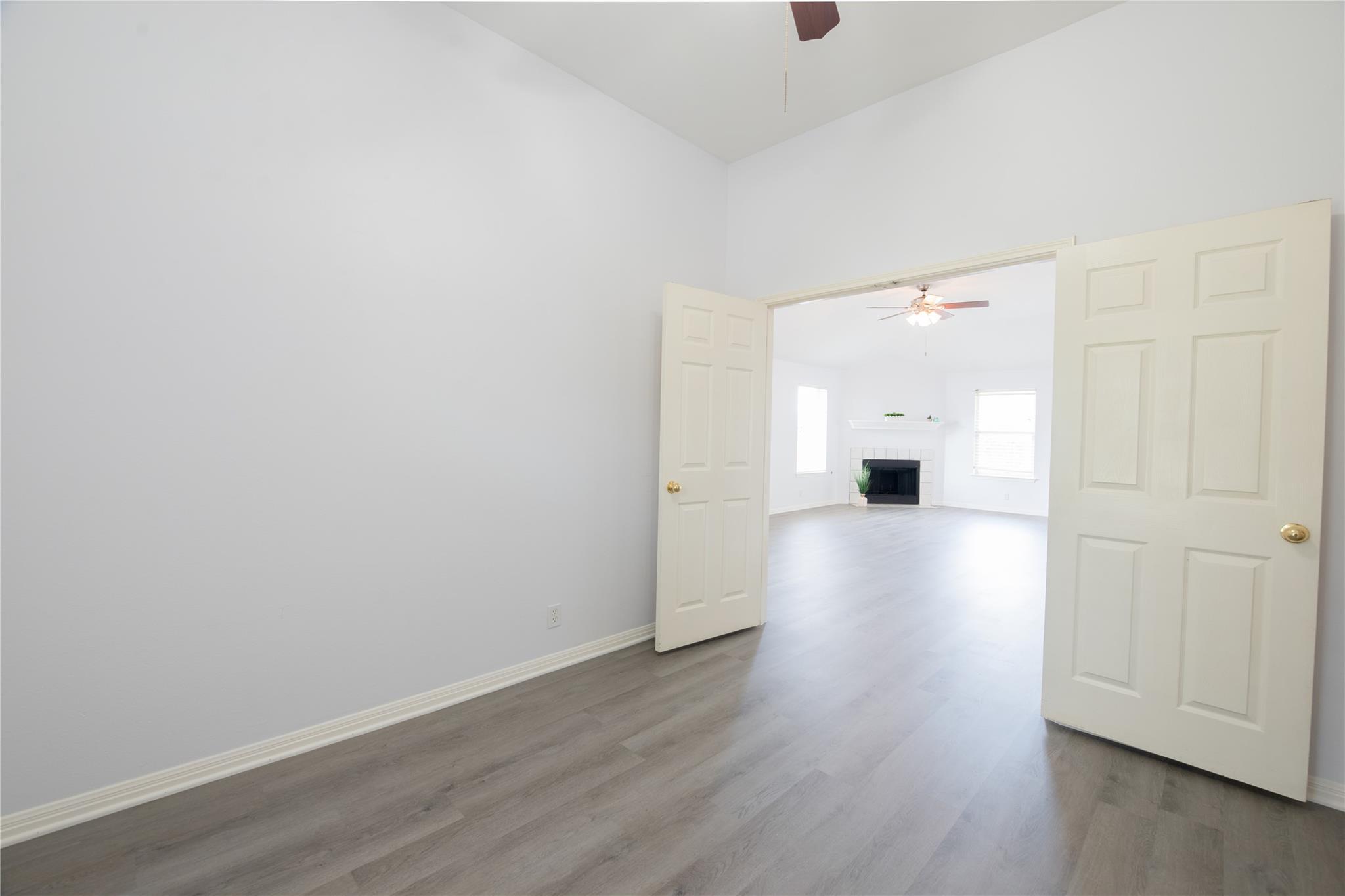 1000 Moon Glow Dr, Leander, TX 78641