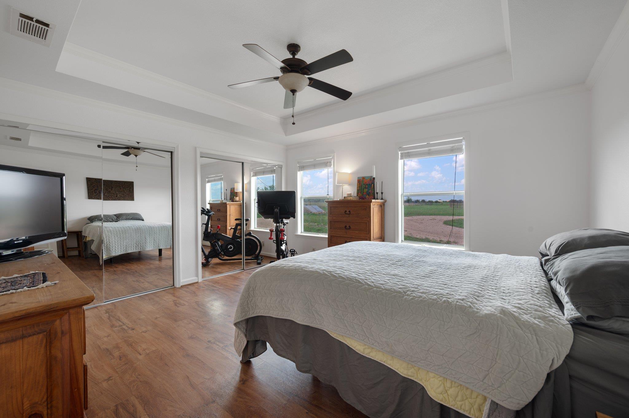 712 County Road 330, Granger, TX 76530