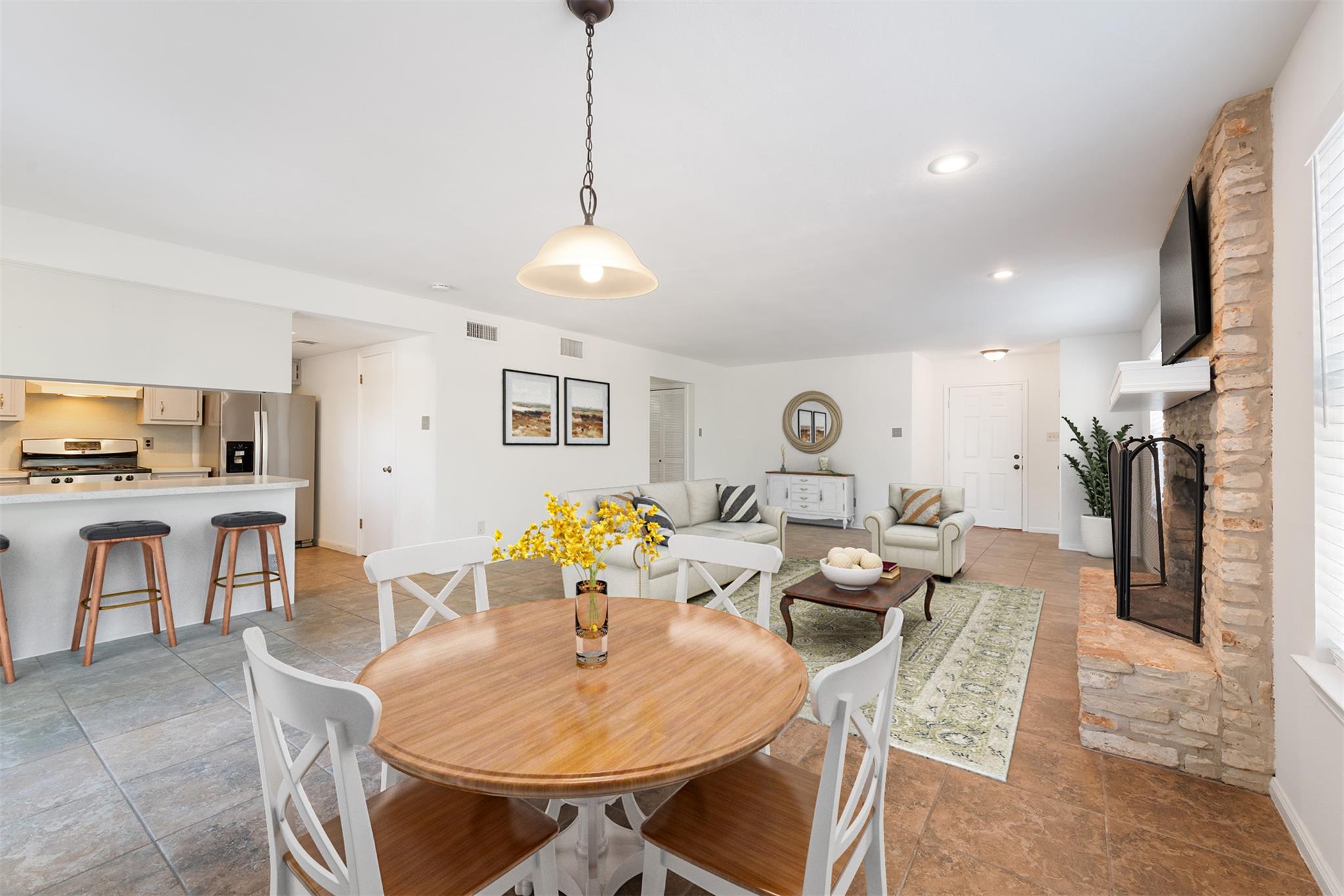 1504 Aquifer Cv # B, Austin, TX 78746