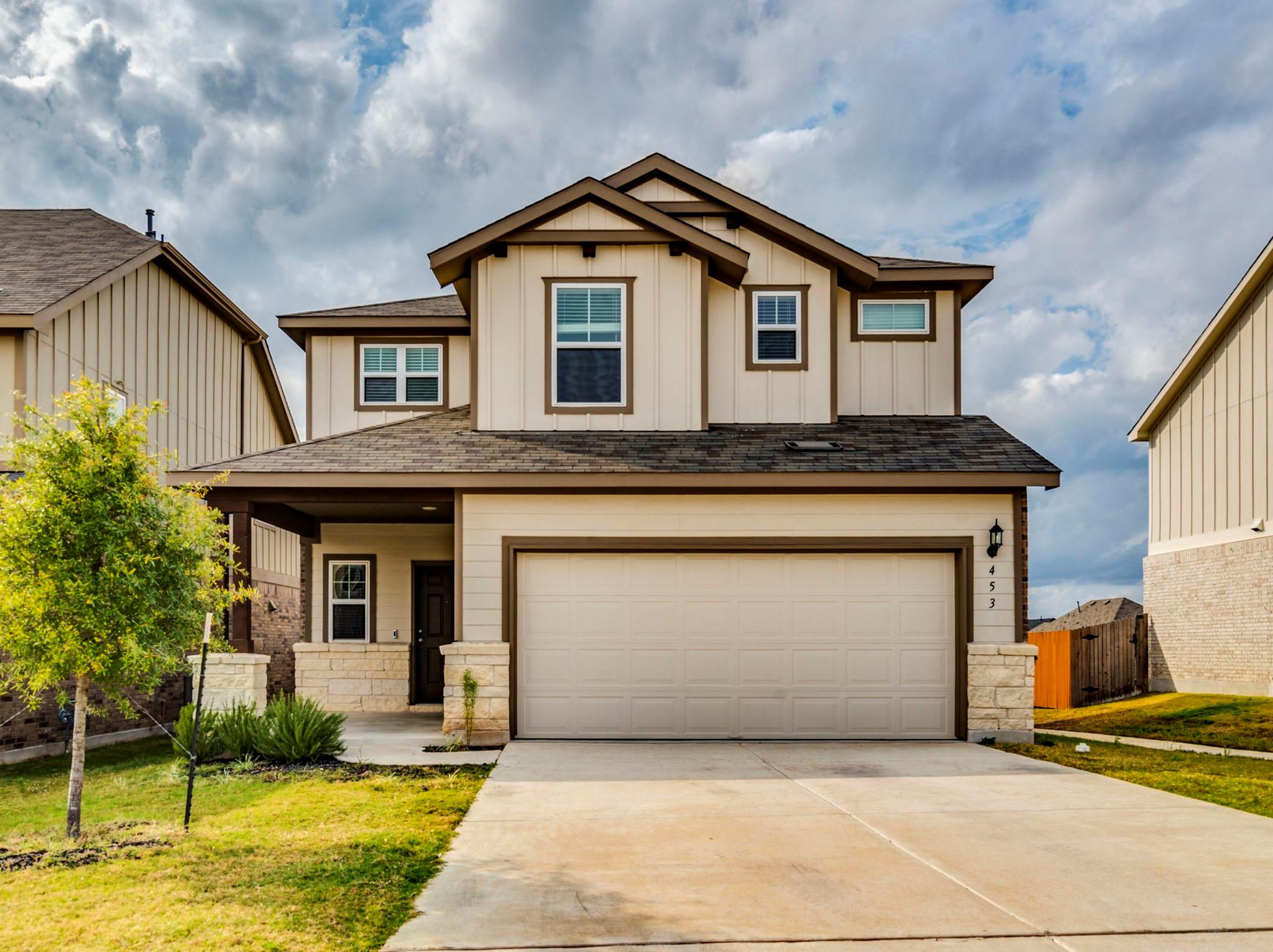 453 Tree Nut Loop, Buda, TX 78610