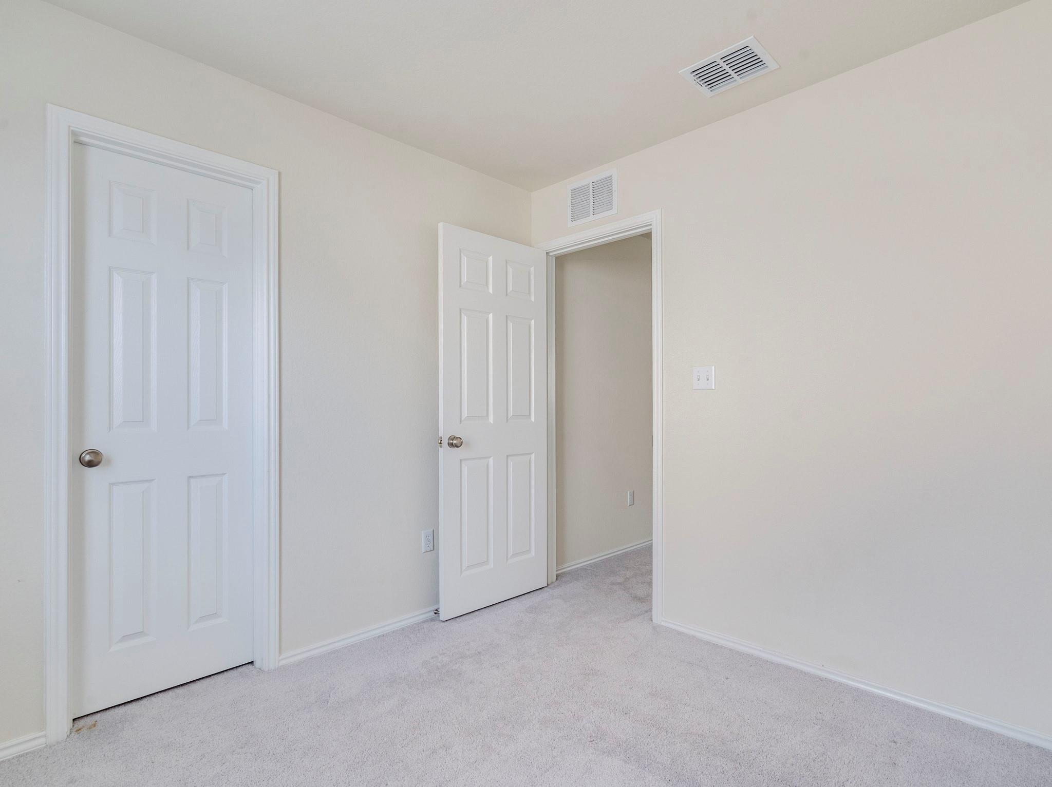 453 Tree Nut Loop, Buda, TX 78610