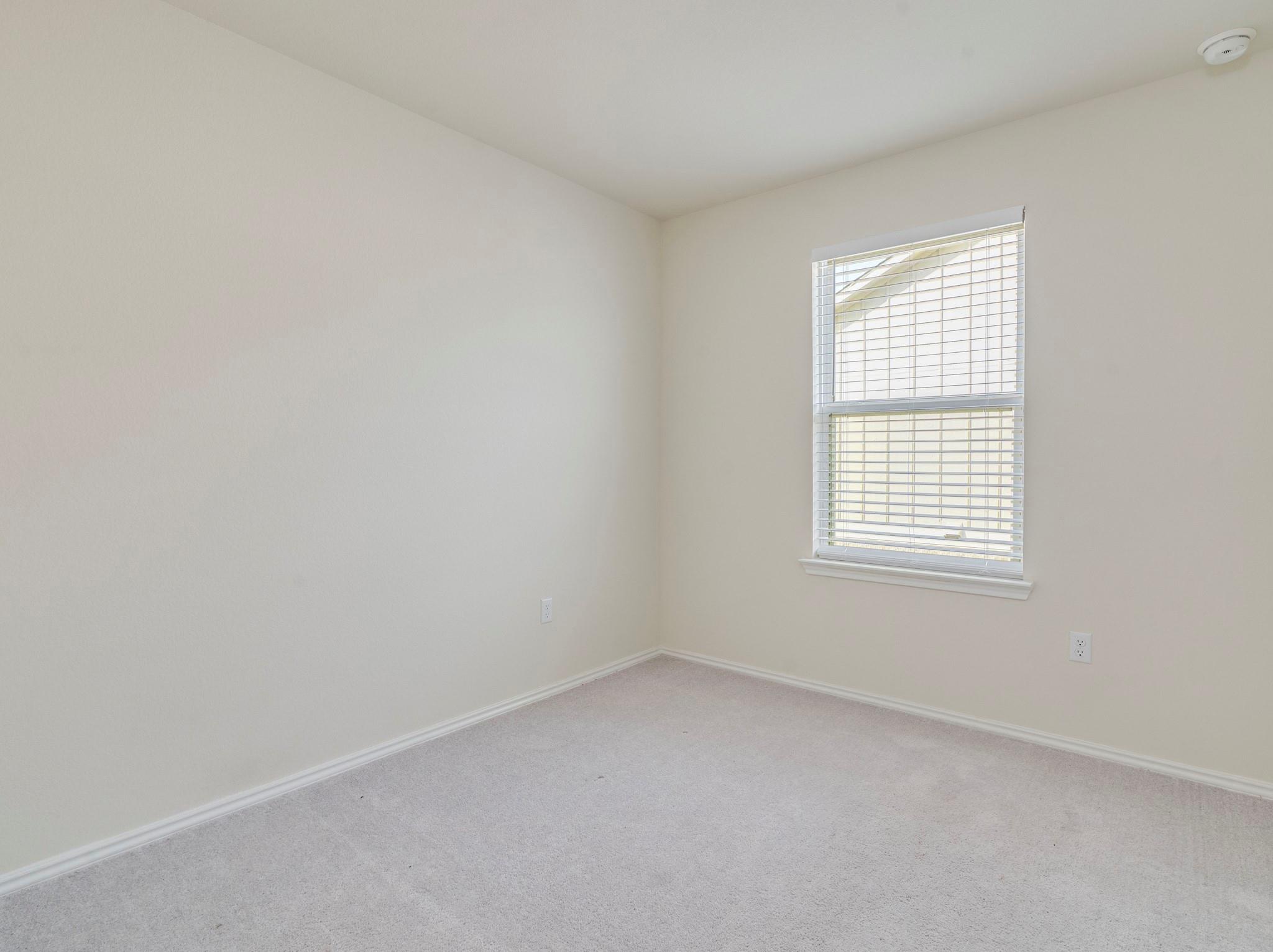 453 Tree Nut Loop, Buda, TX 78610