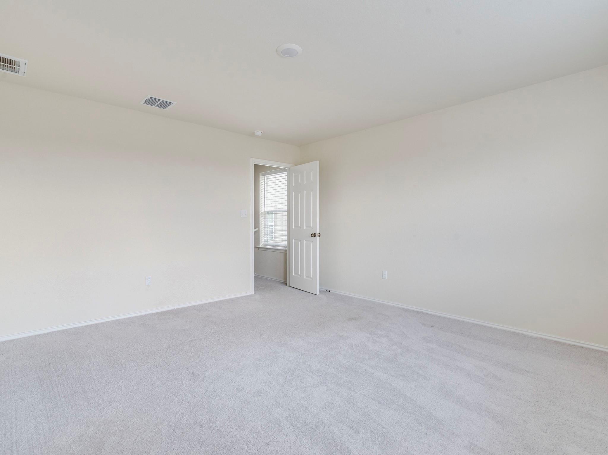 453 Tree Nut Loop, Buda, TX 78610