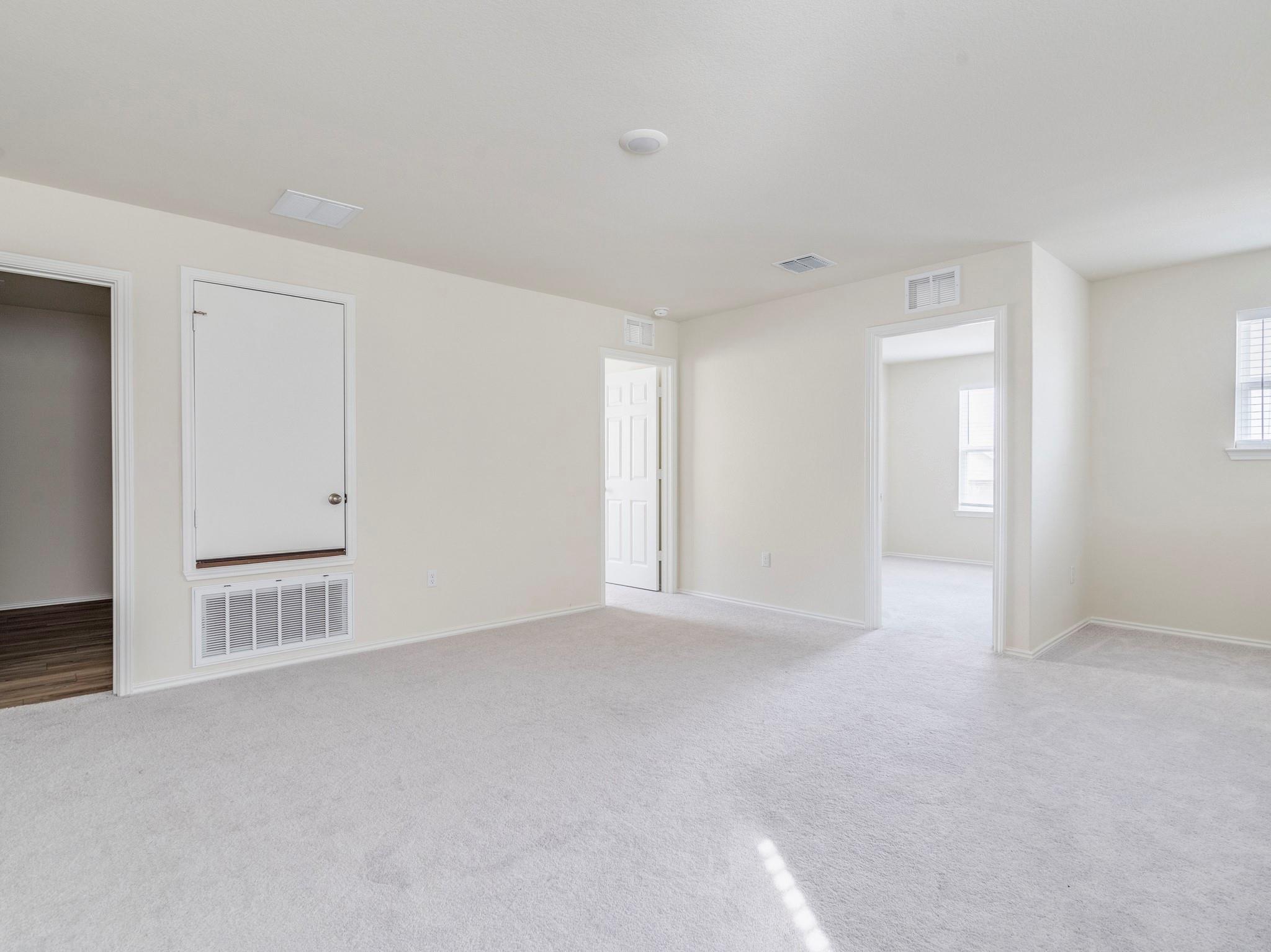 453 Tree Nut Loop, Buda, TX 78610