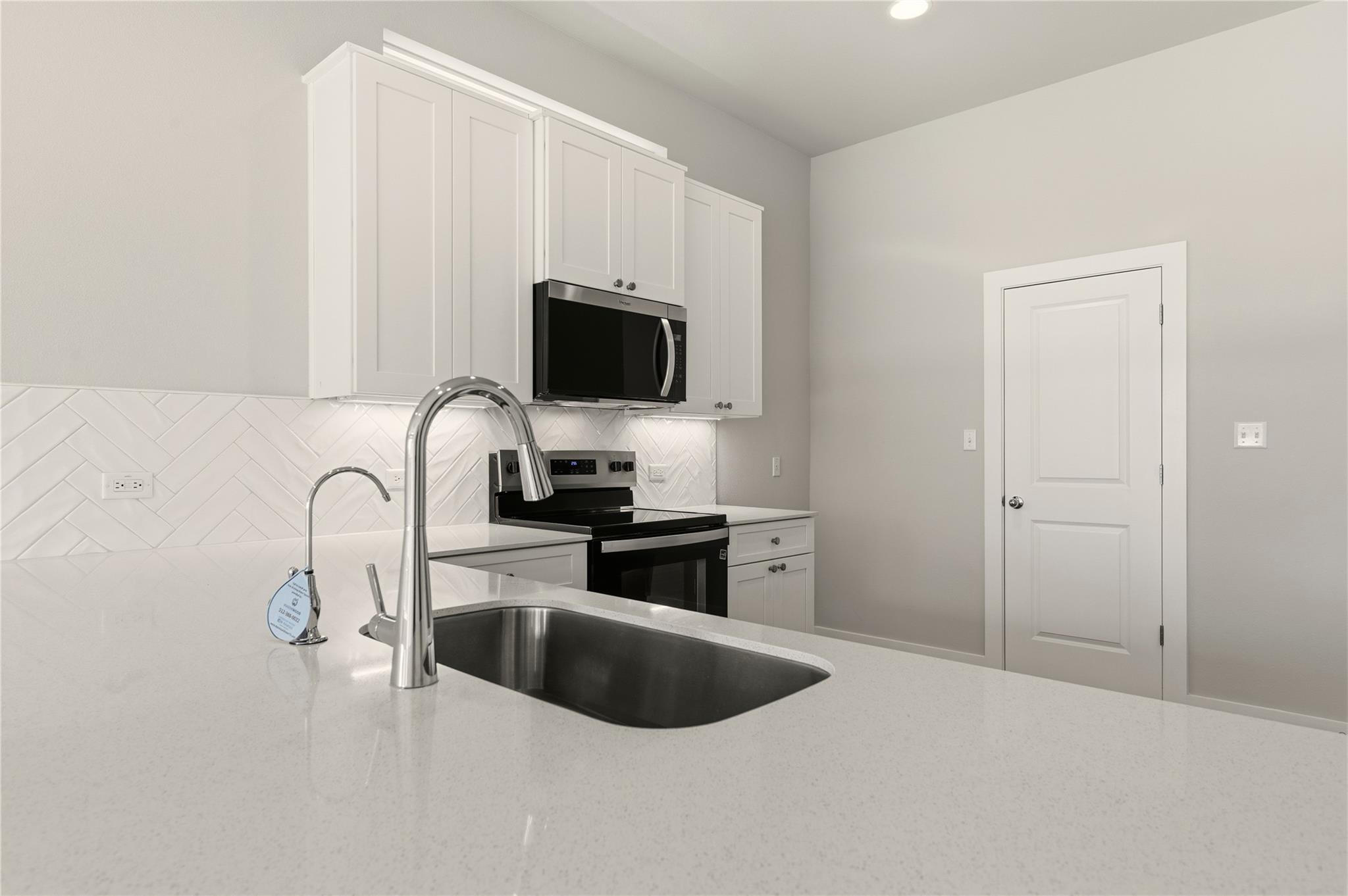 2209 Grenache Dr # 34, Round Rock, TX 78664