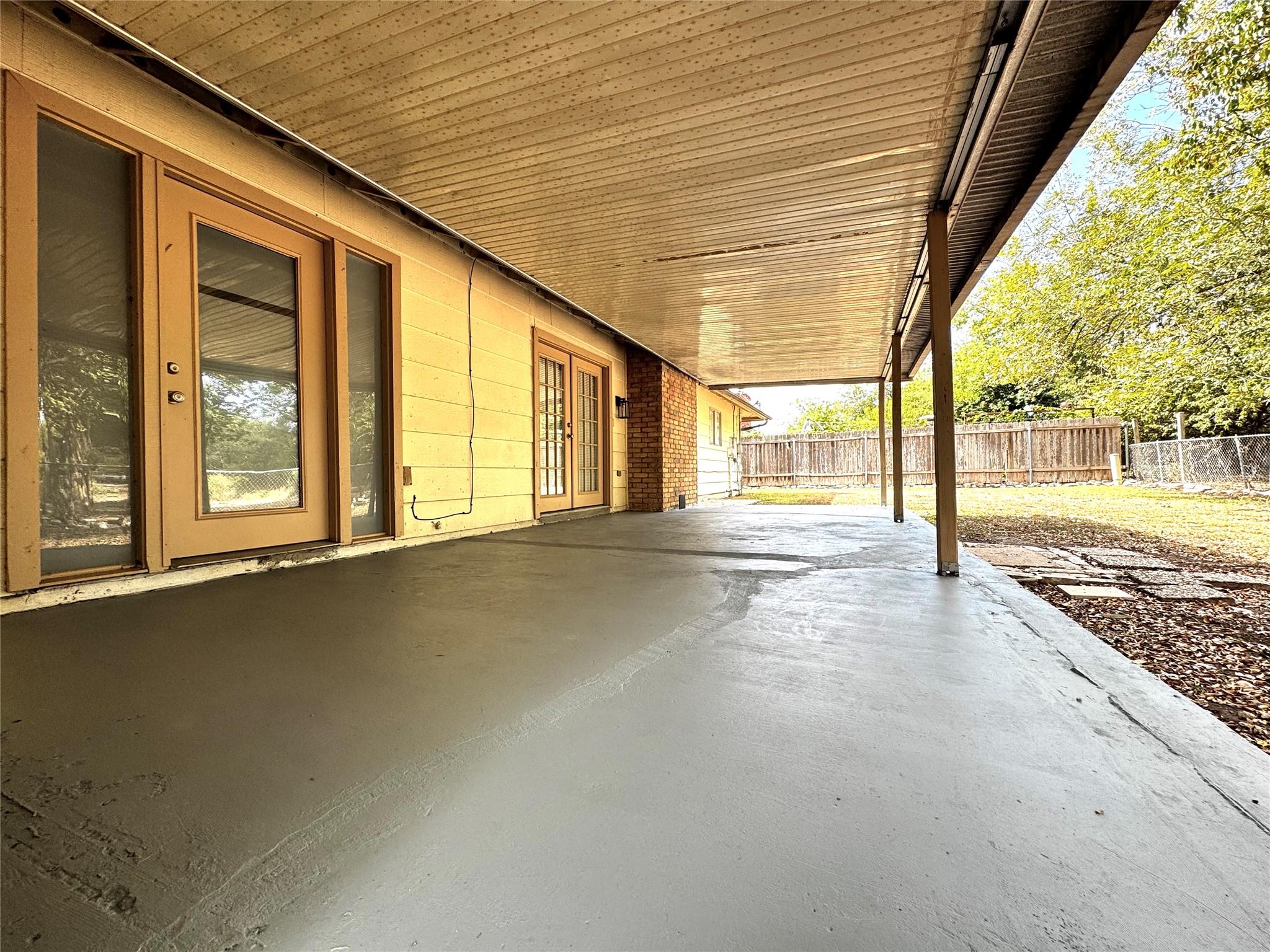 1010 Red Cliff Dr, Austin, TX 78758