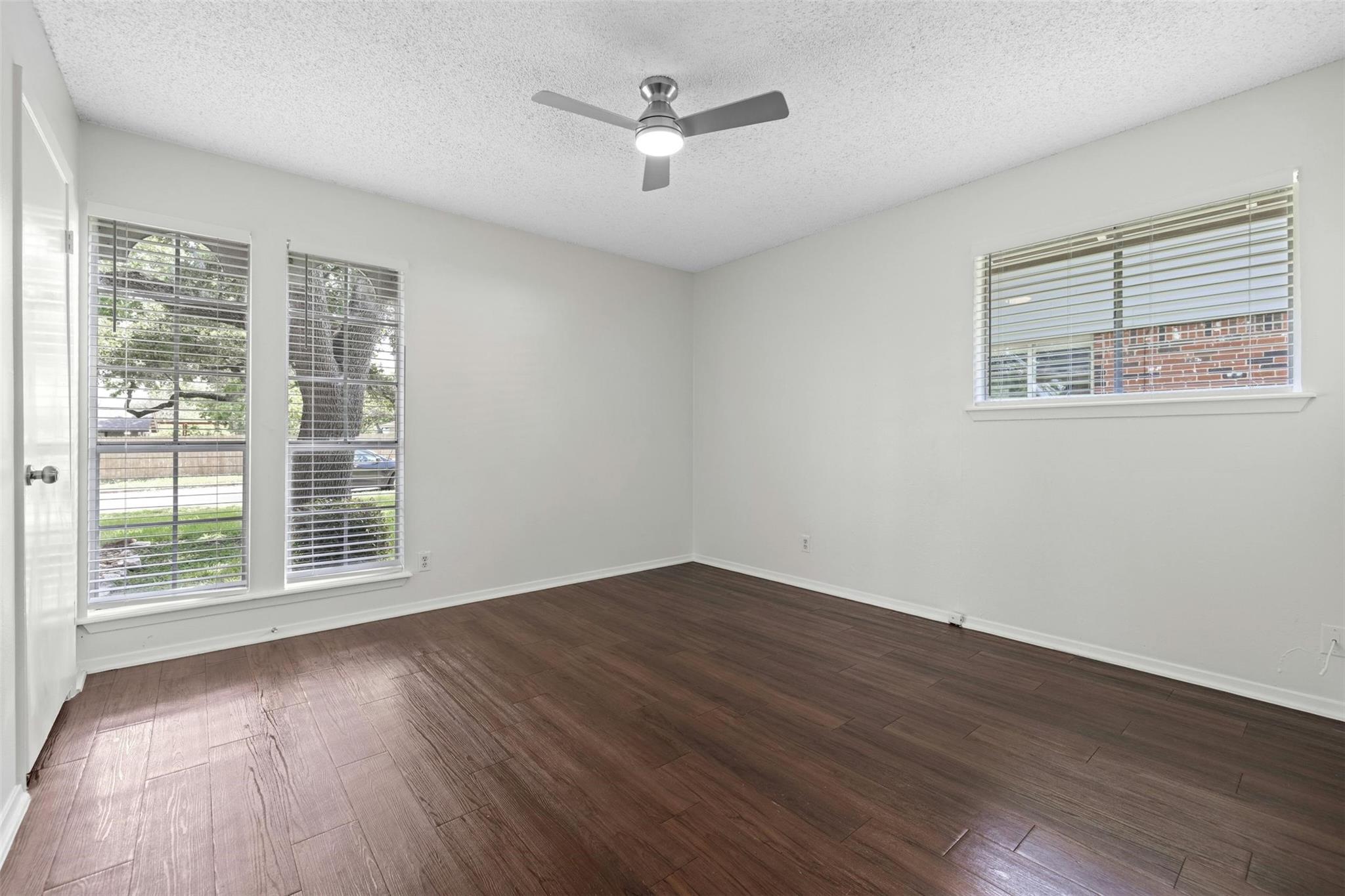 1010 Red Cliff Dr, Austin, TX 78758