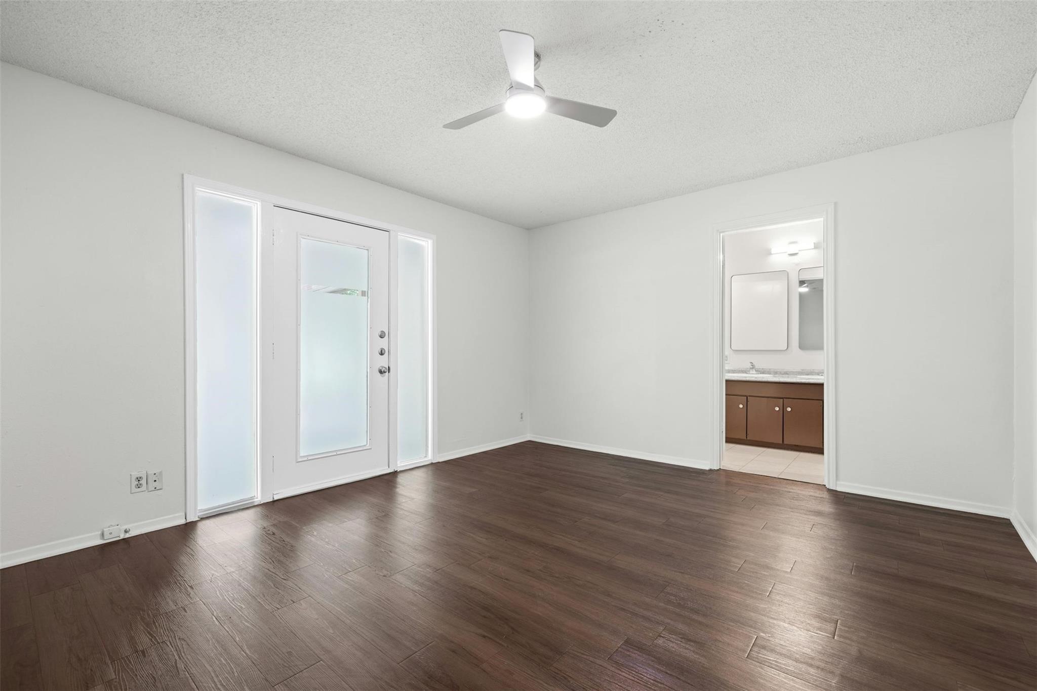 1010 Red Cliff Dr, Austin, TX 78758