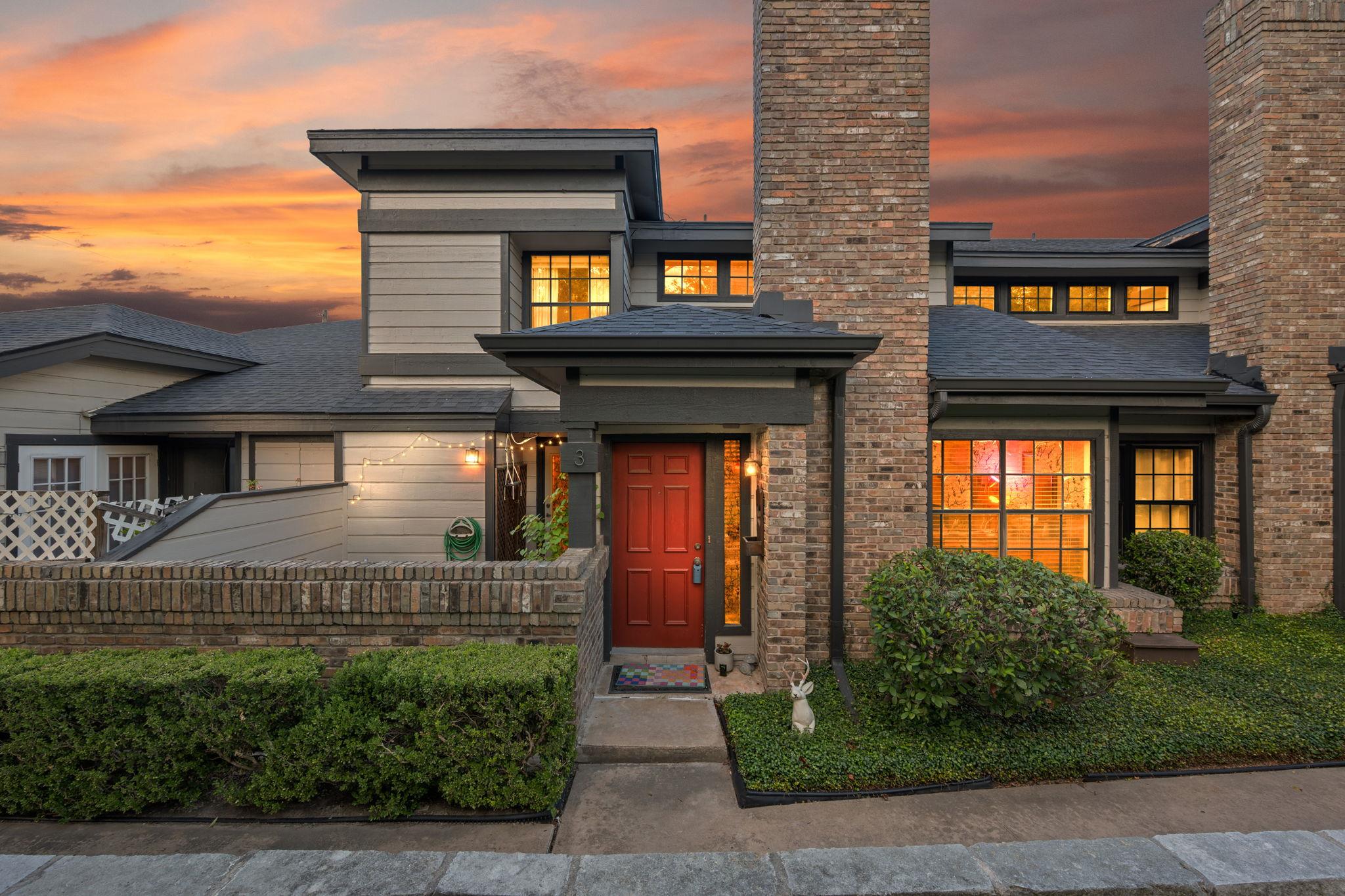 1748 OHLEN Rd # 3, Austin, TX 78757