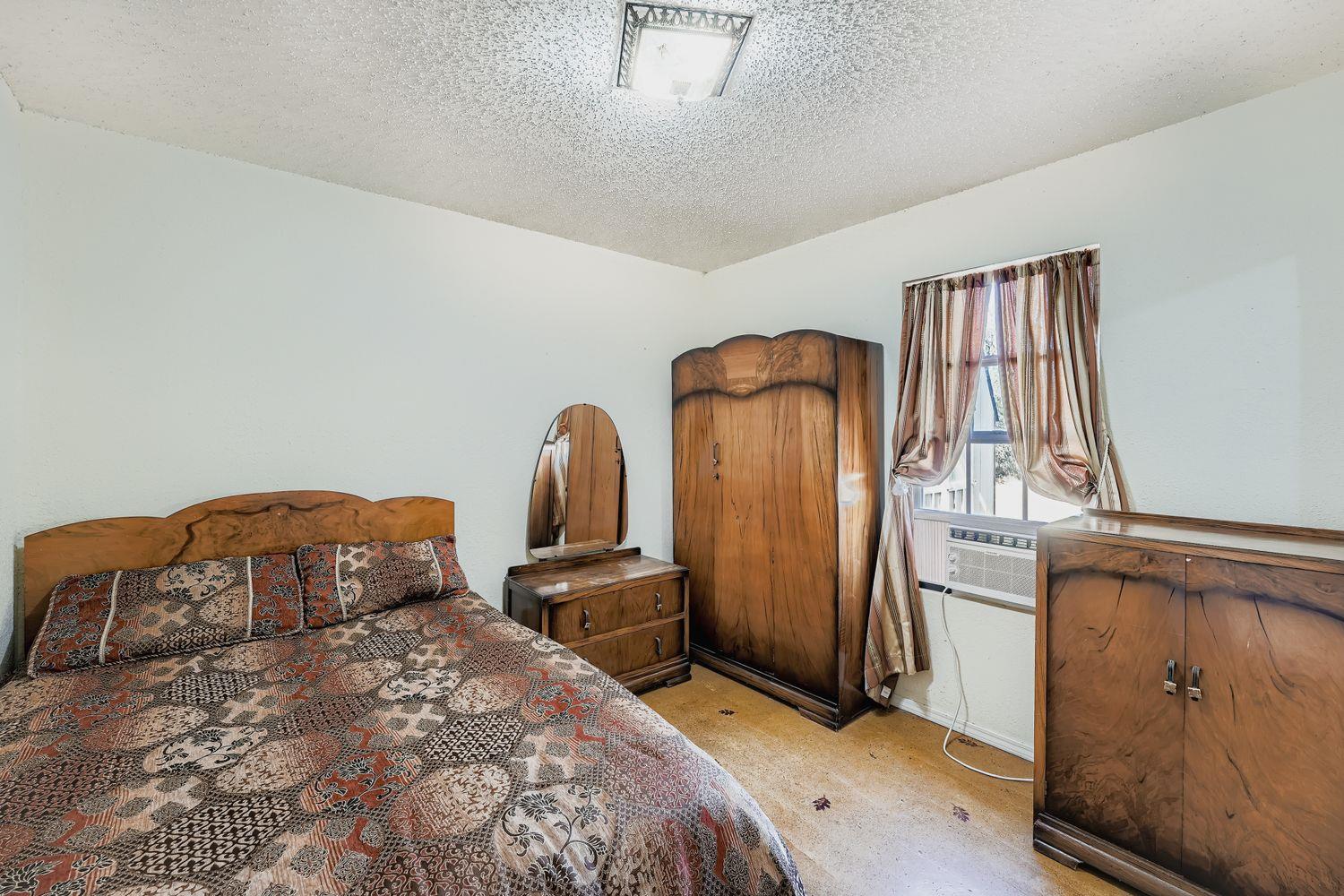 399 Upper Elgin River Rd, Elgin, TX 78621