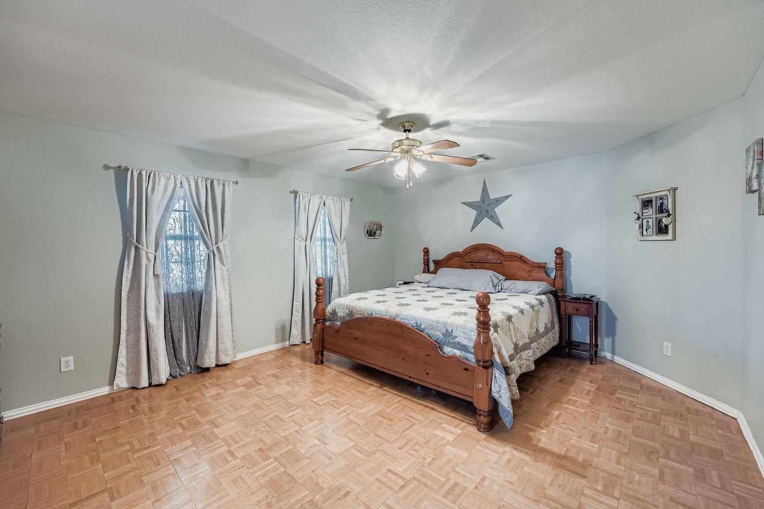 399 Upper Elgin River Rd, Elgin, TX 78621