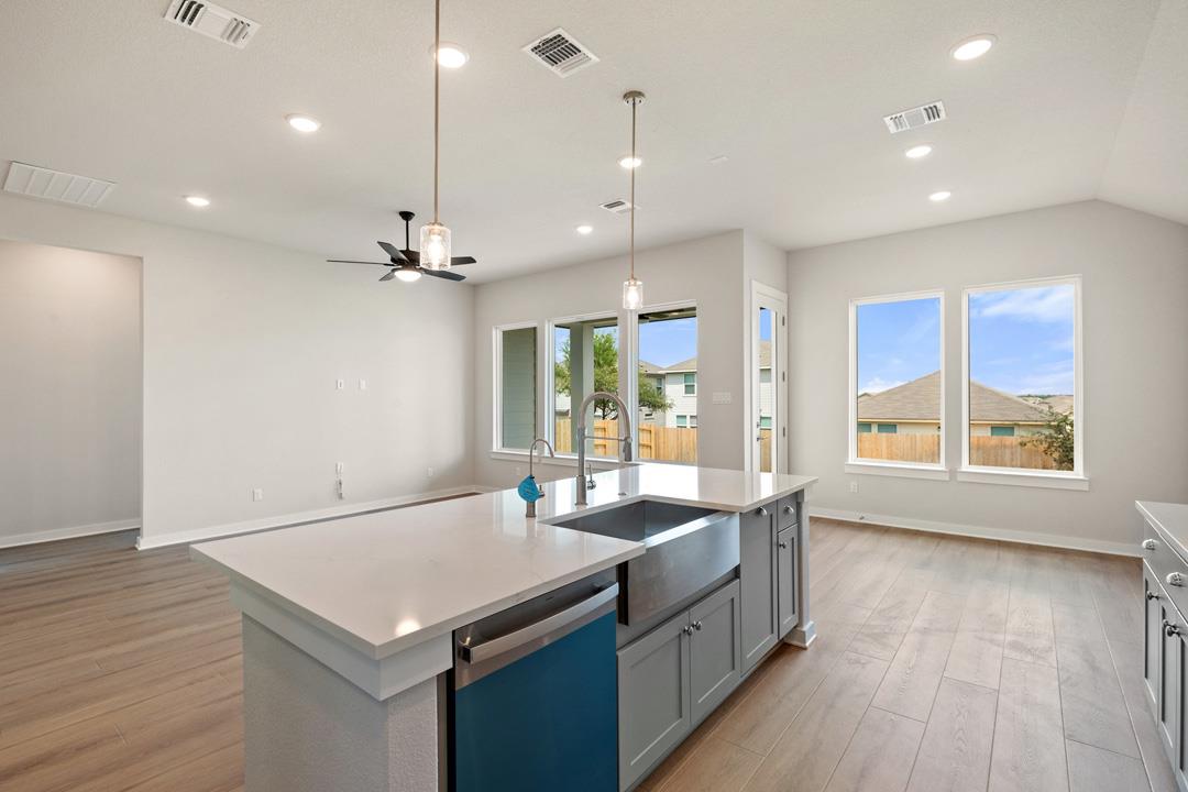 401 Marisol Bend, Georgetown, TX 78626