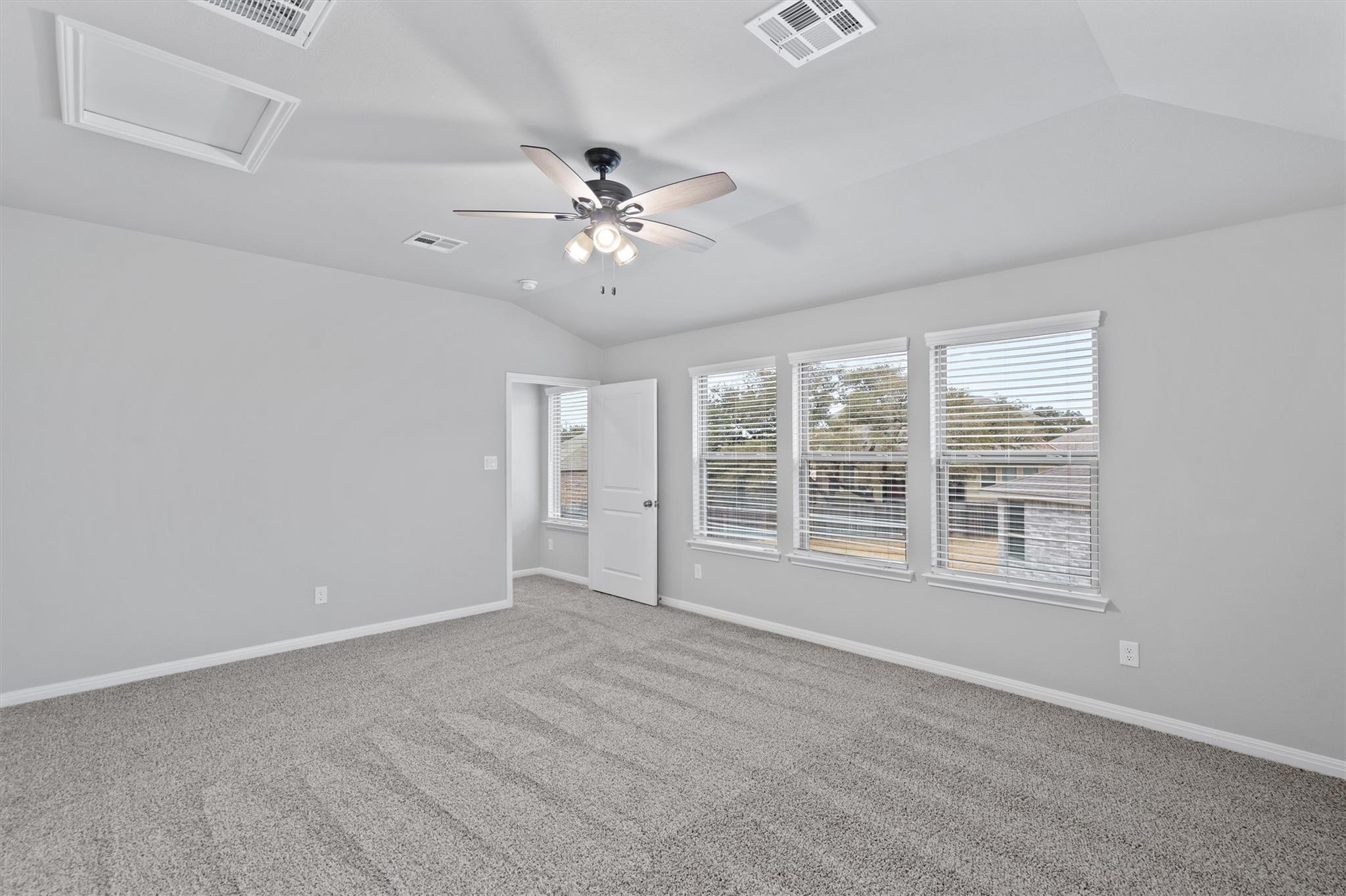 136 Scenic Hills Cir, Georgetown, TX 78628