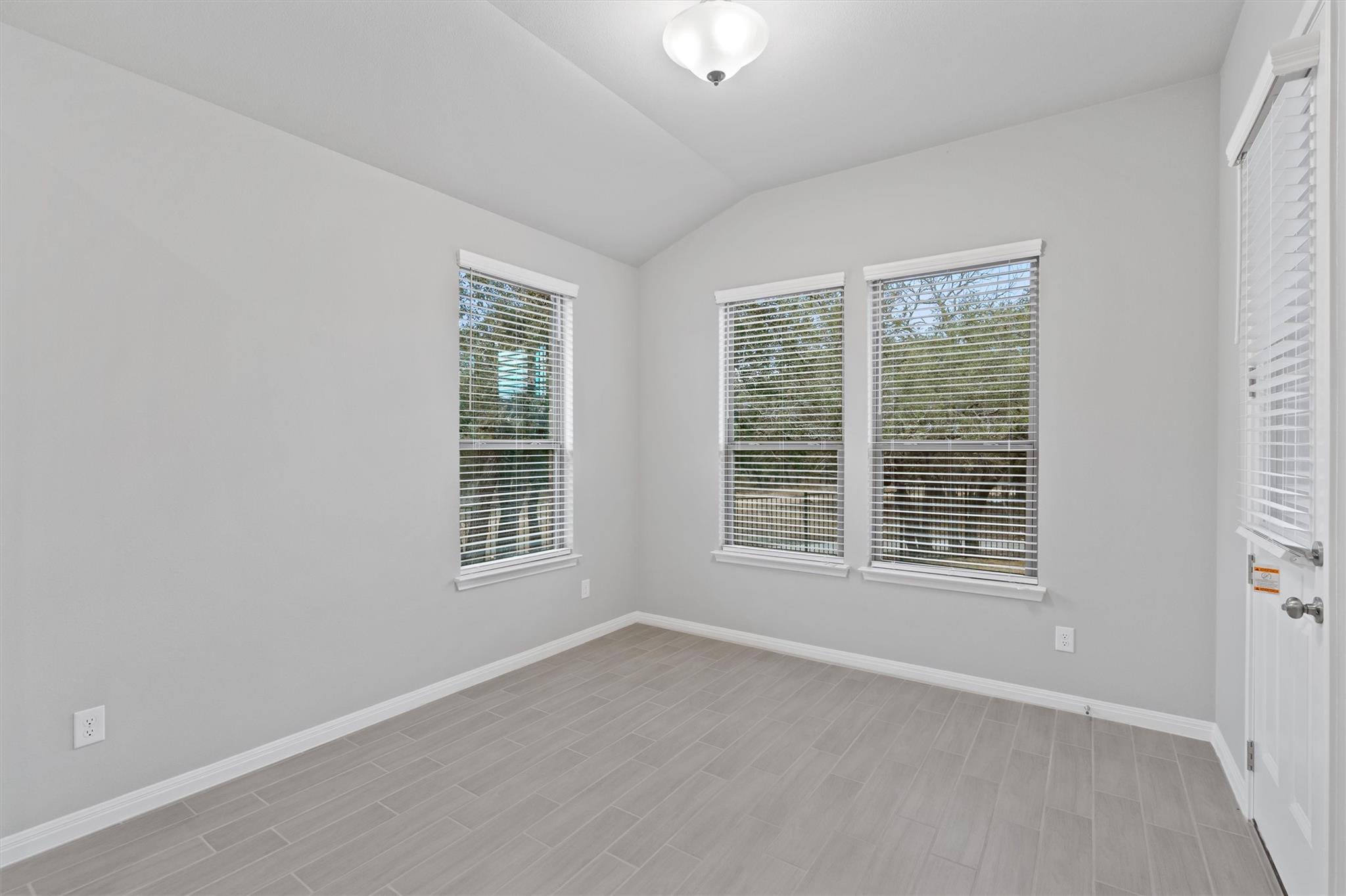 136 Scenic Hills Cir, Georgetown, TX 78628