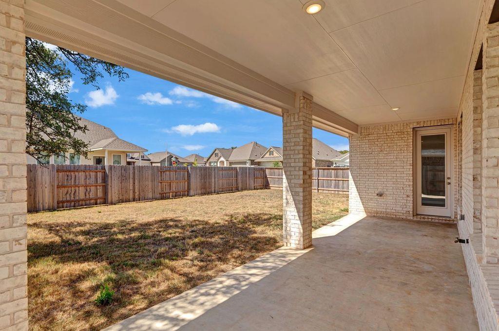 229 Golden Gate Ln, Kyle, TX 78640