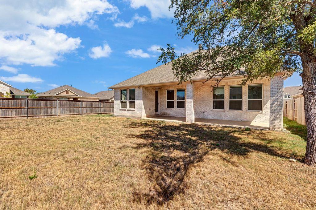 229 Golden Gate Ln, Kyle, TX 78640