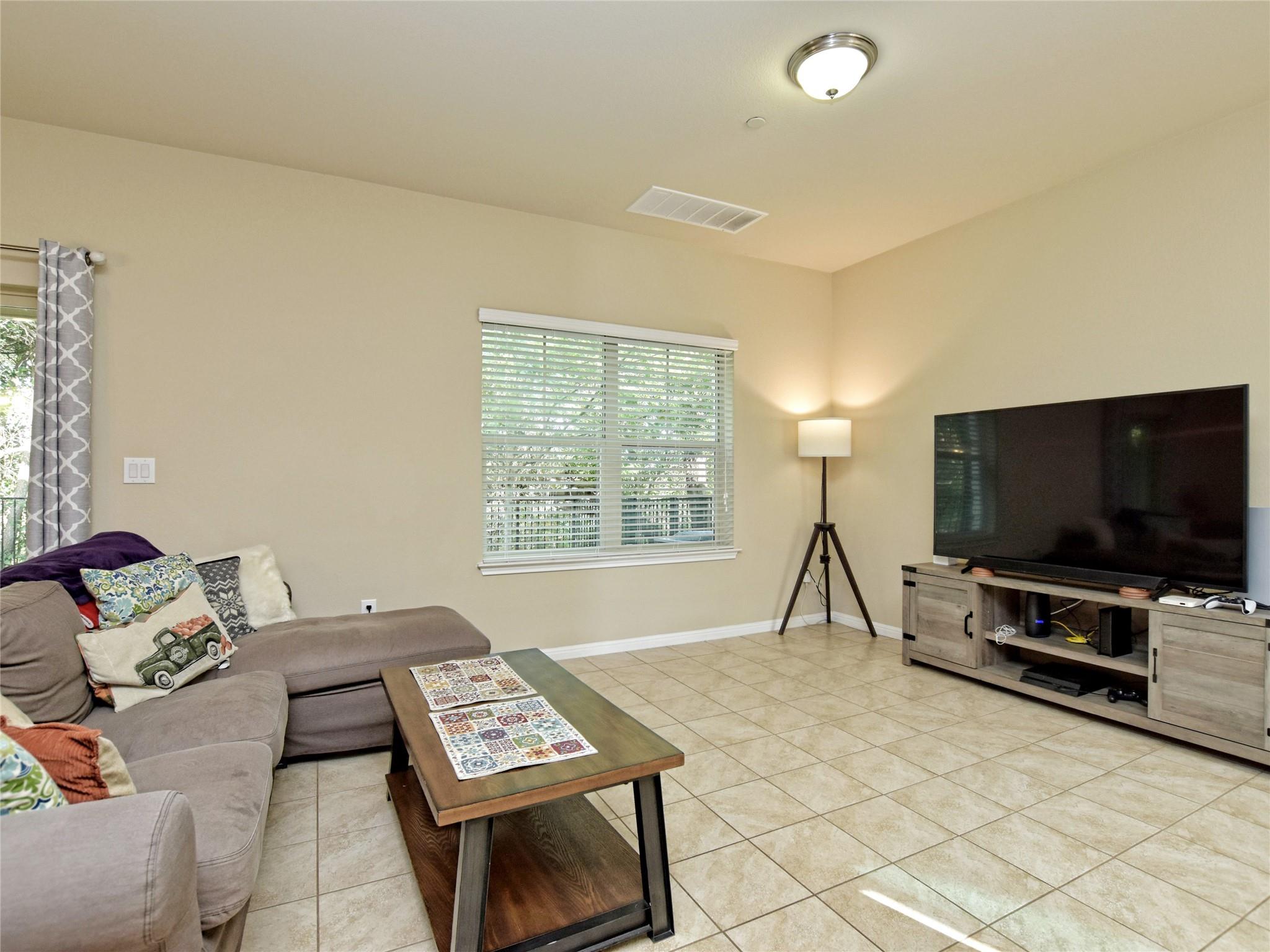 516 E Slaughter Ln # 1801, Austin, TX 78744