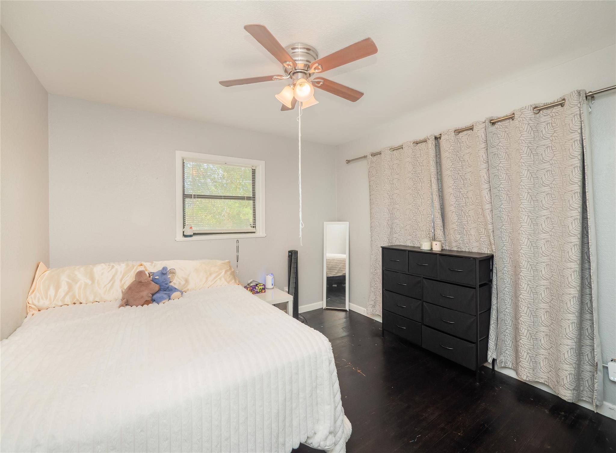 1806 Murray Ave, Rockdale, TX 76567