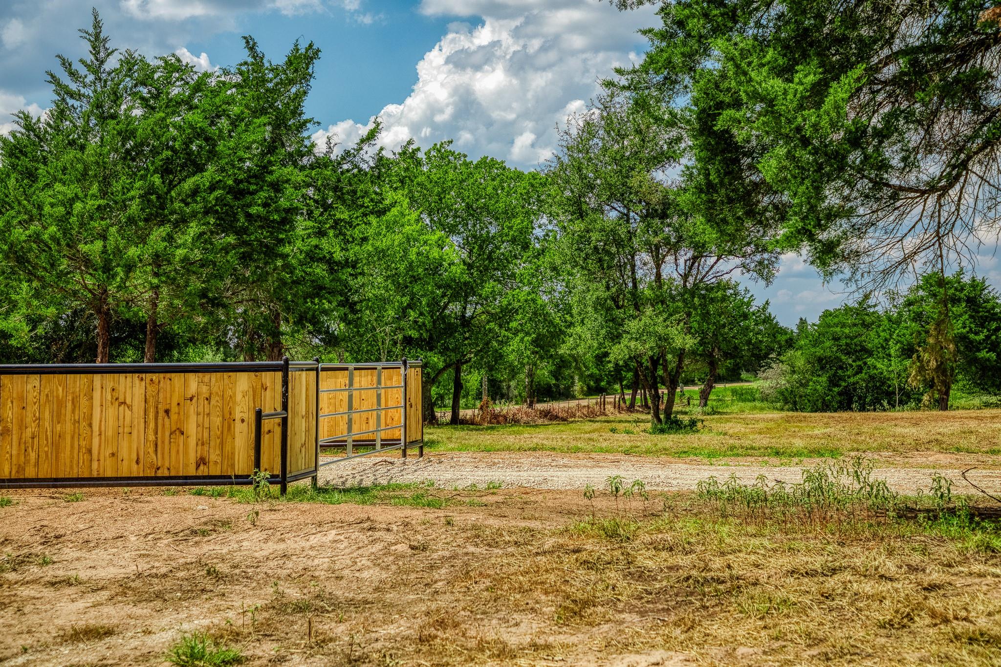 8595 County Road 324, Caldwell, TX 77836