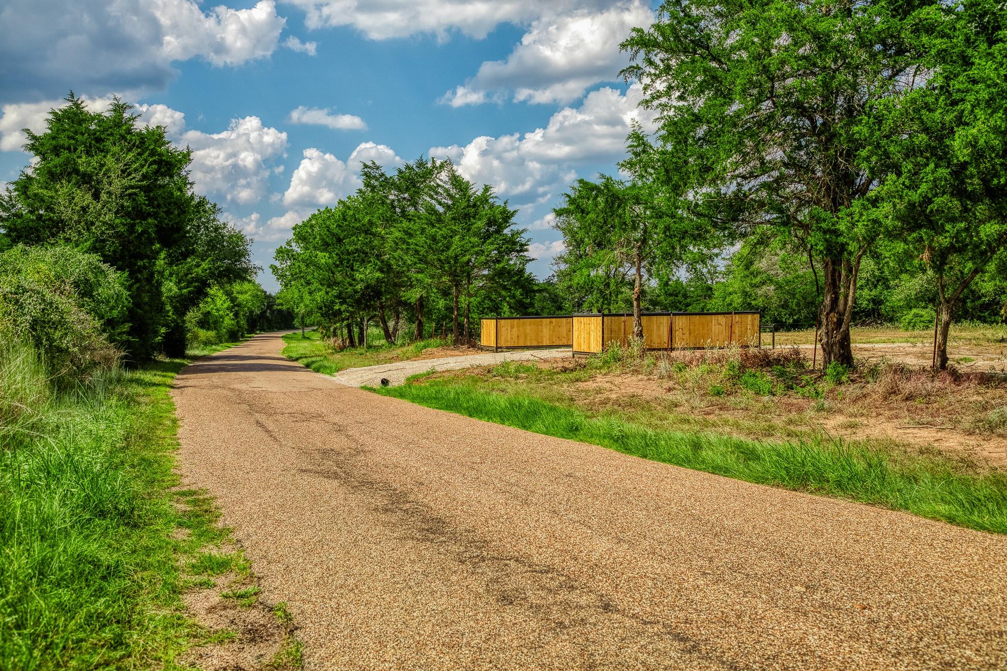 8595 County Road 324, Caldwell, TX 77836